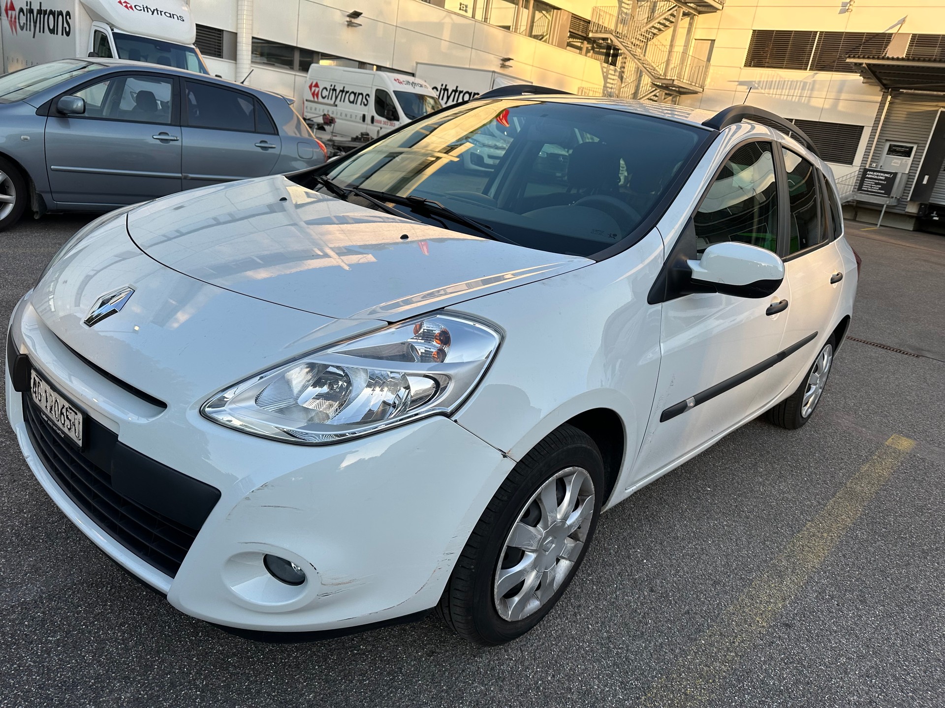RENAULT Clio Grandtour 1.2 16V Expression-image-0