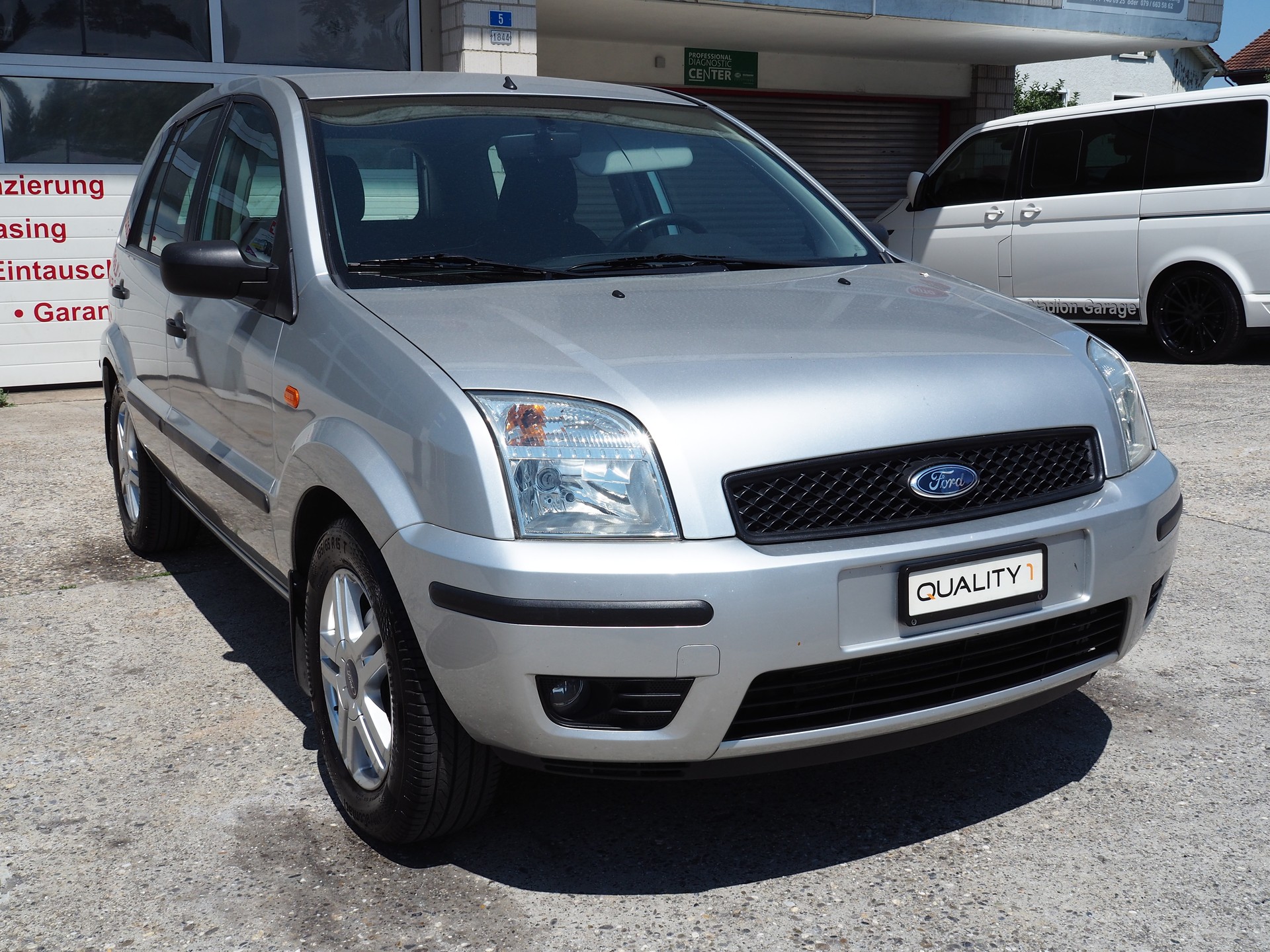 FORD FUSION-image-4
