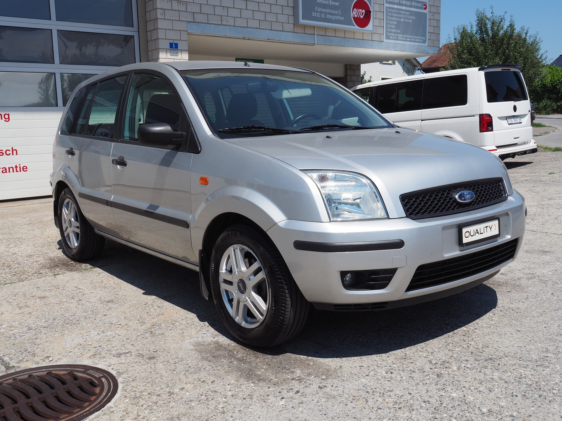 FORD FUSION-image-5