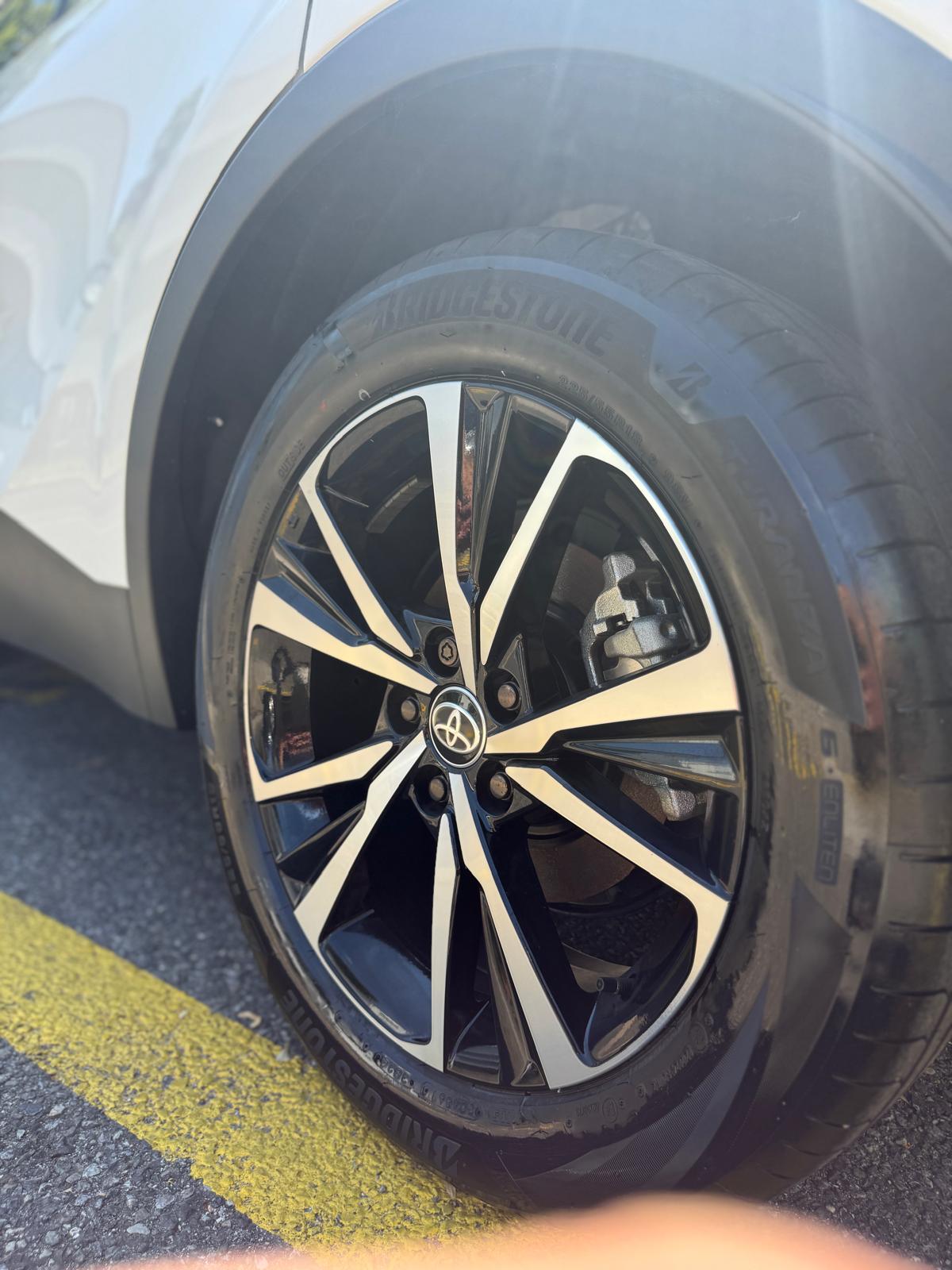 TOYOTA C-HR 2.0 HSD CVT Trend 2WD-image-6