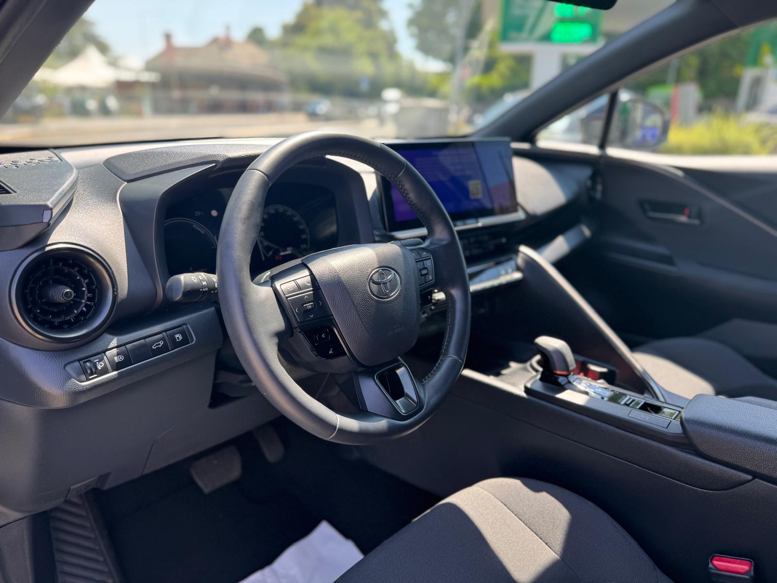 TOYOTA C-HR 2.0 HSD CVT Trend 2WD-image-8