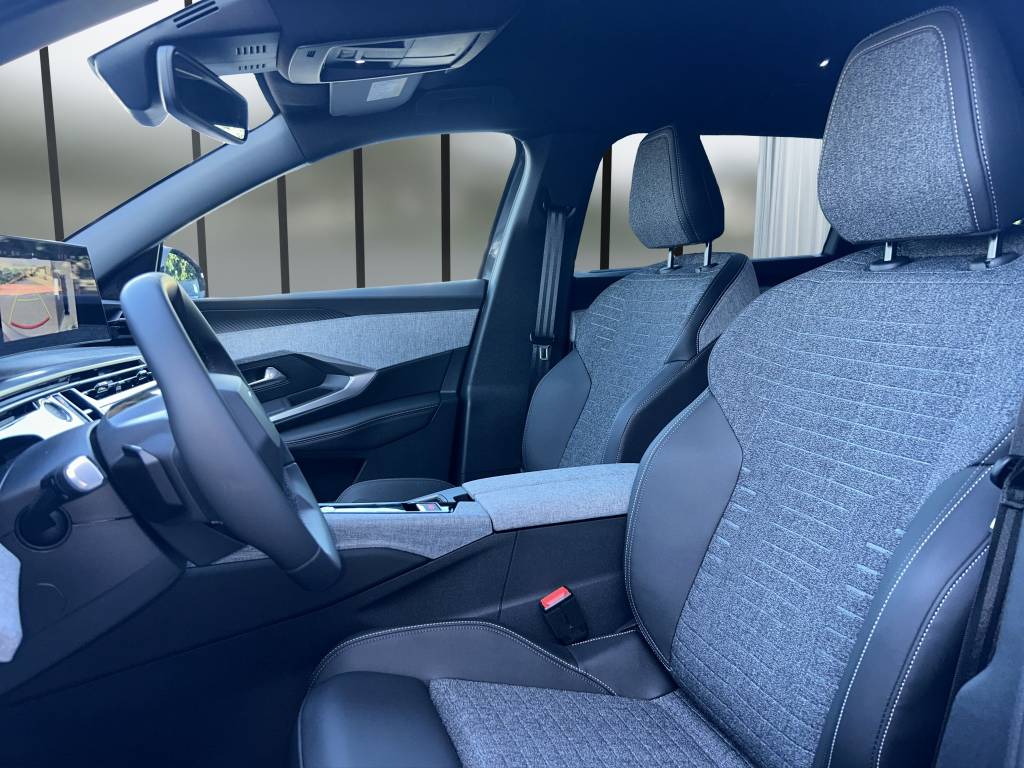 PEUGEOT 5008 195 Plug-in Hybrid e-DCS7 Allure-image-7