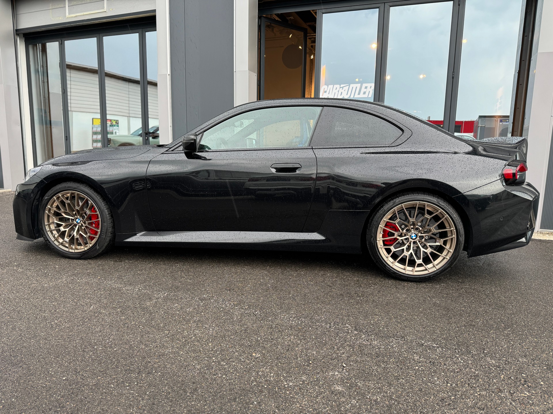 BMW M2 CS BLACK KERAMIKBREMSEN - Gratis Service-image-1