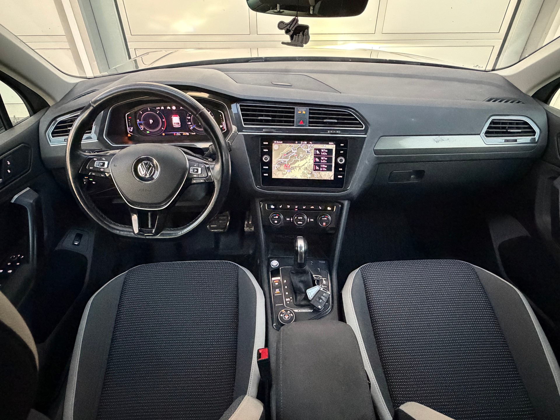 VW Tiguan 2.0 TDI SCR Offroad 4Motion DSG-image-8