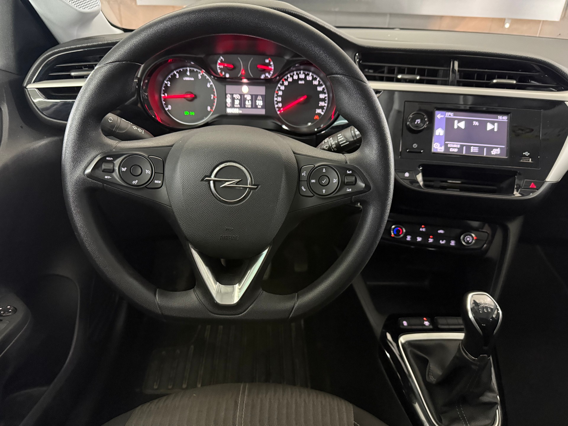 OPEL Corsa 1.2 TP Edition-image-7
