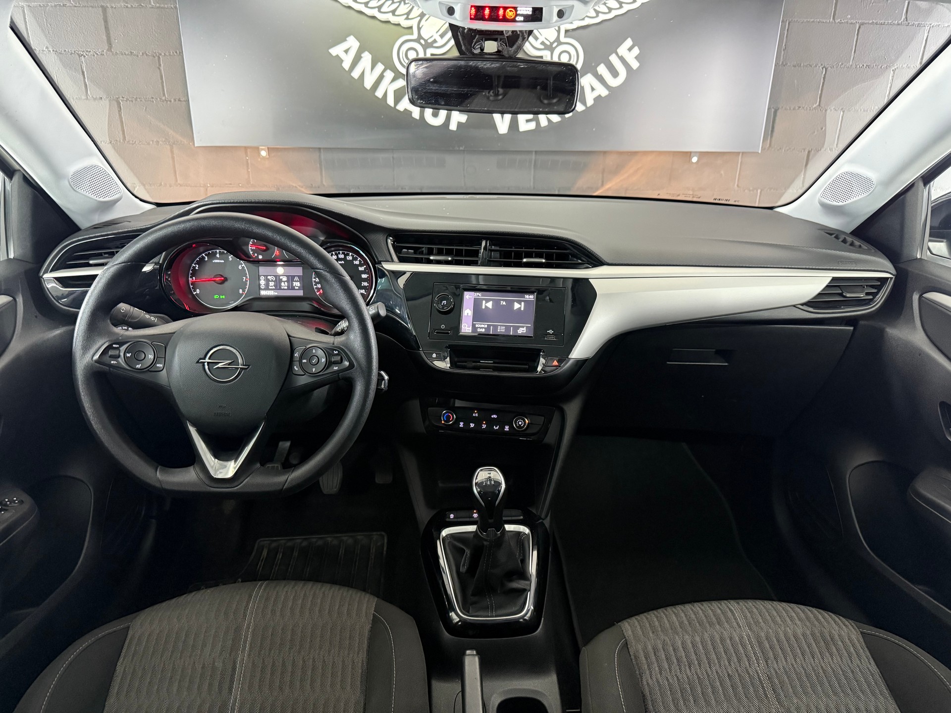 OPEL Corsa 1.2 TP Edition-image-6