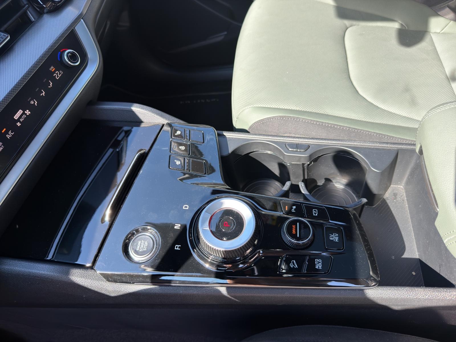 KIA Sportage 1.6 T-GDi PHEV Power Edition-image-12