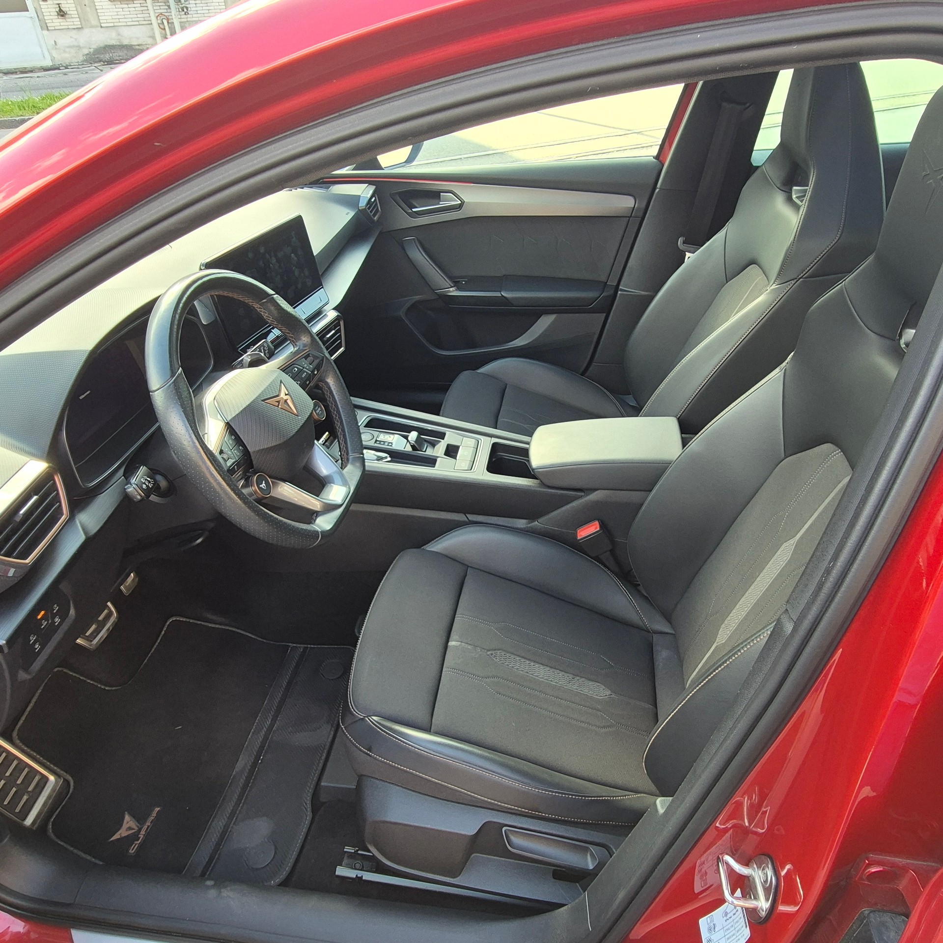 CUPRA 2.0 TSI 310 4Drive DSG-image-3