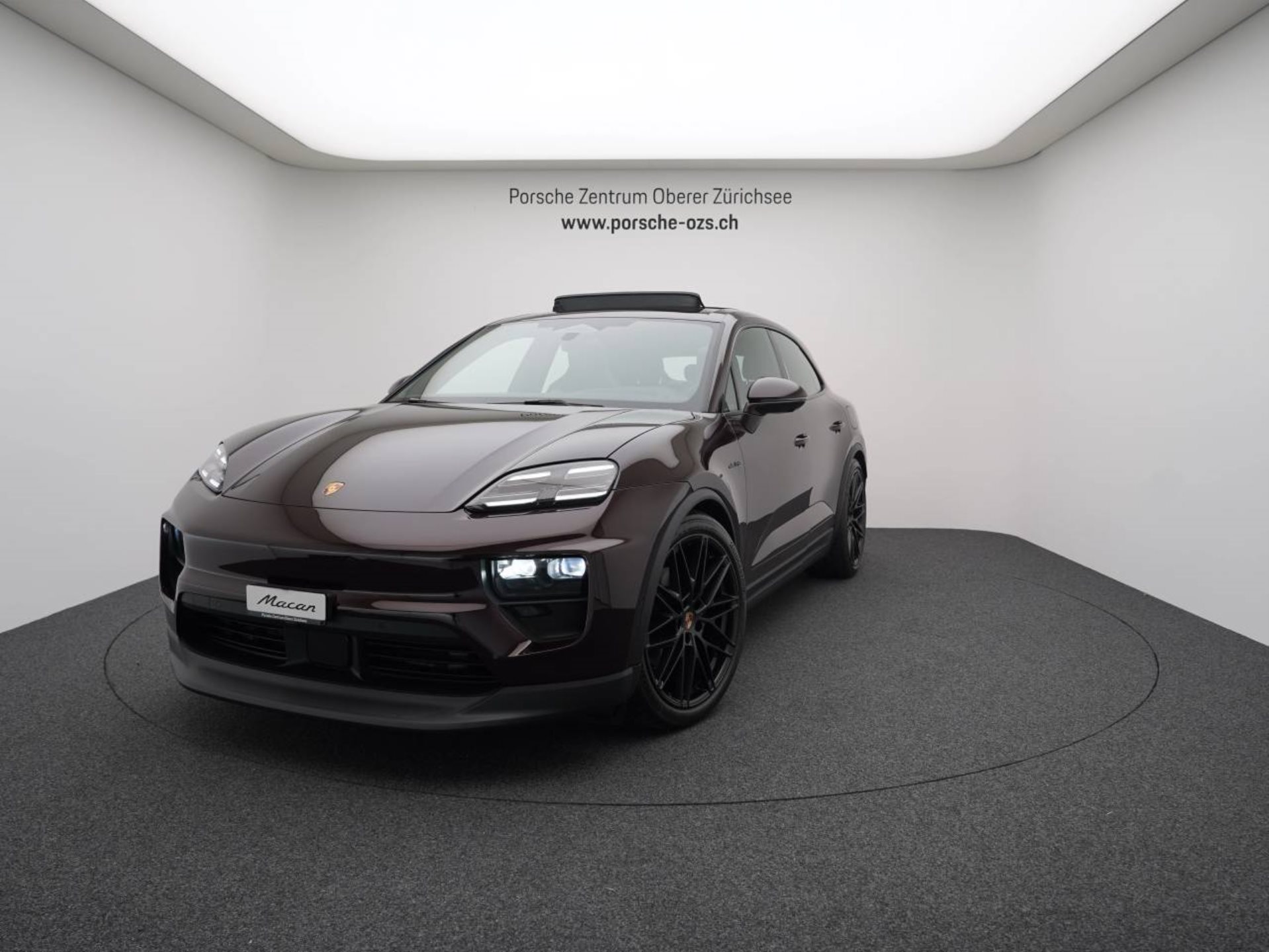 PORSCHE Macan 4-image-0