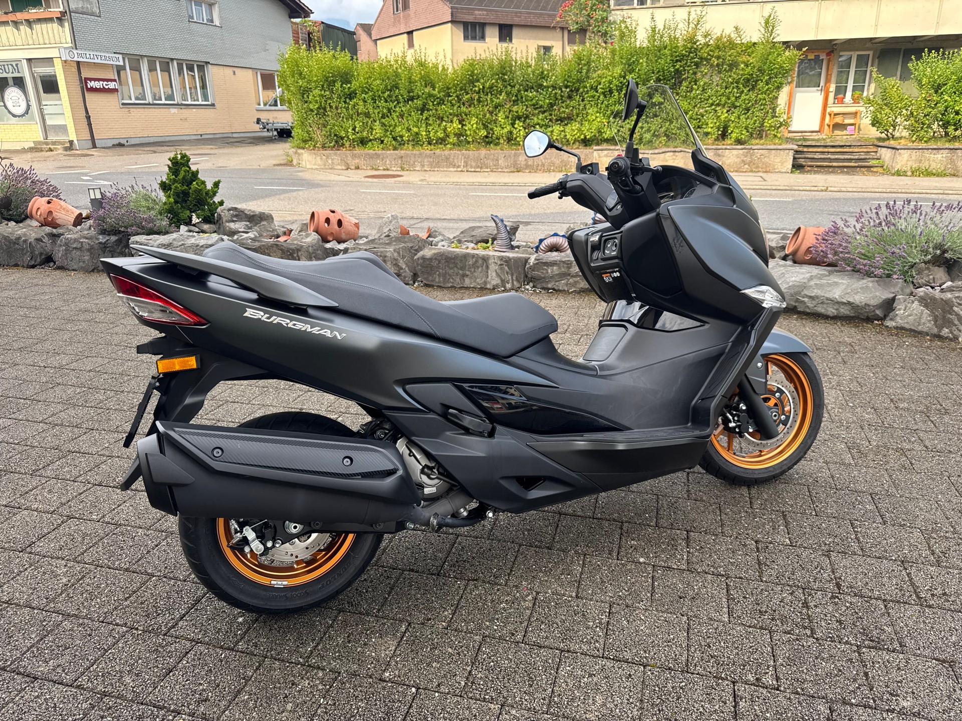 SUZUKI AN 400-image-2