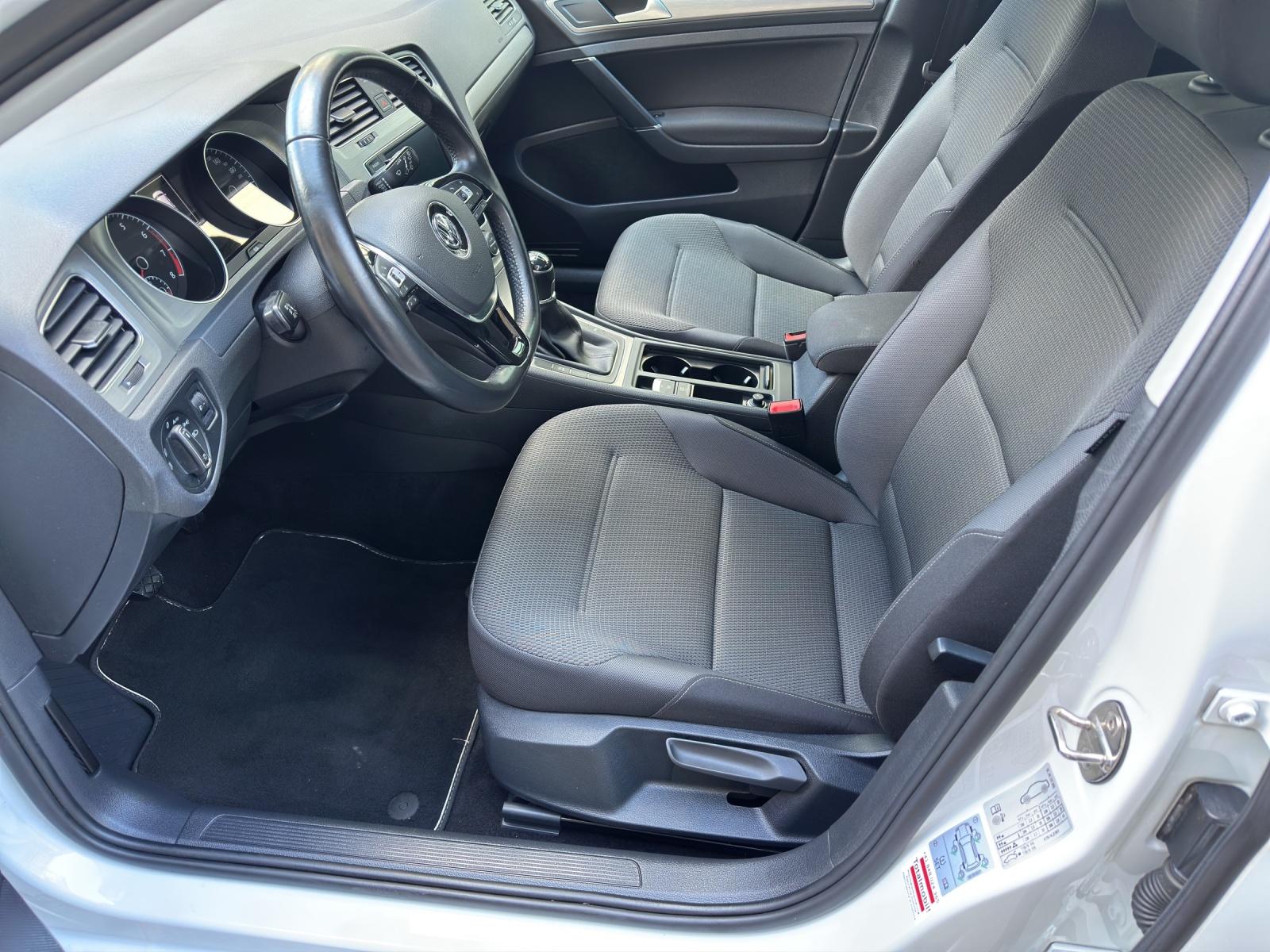 VW Golf VII 1.0 TSI BlueM Comfortline-image-5