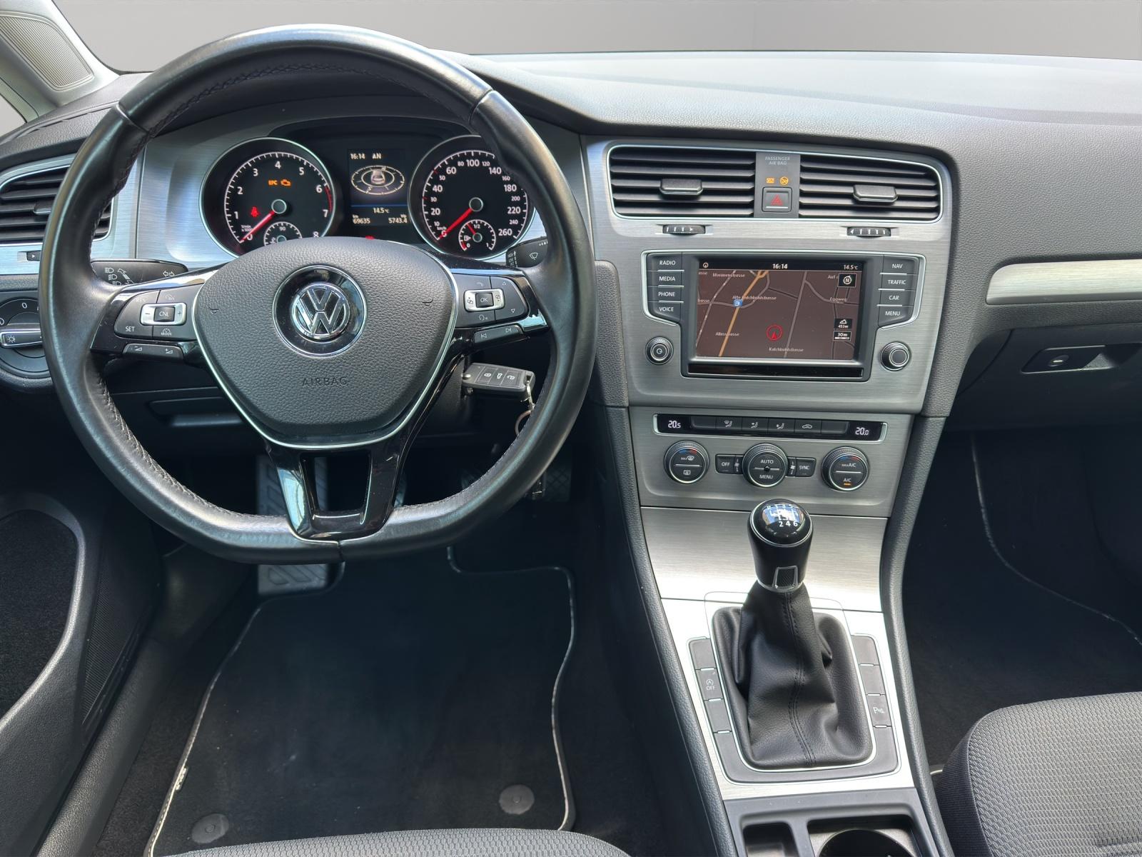 VW Golf VII 1.0 TSI BlueM Comfortline-image-7