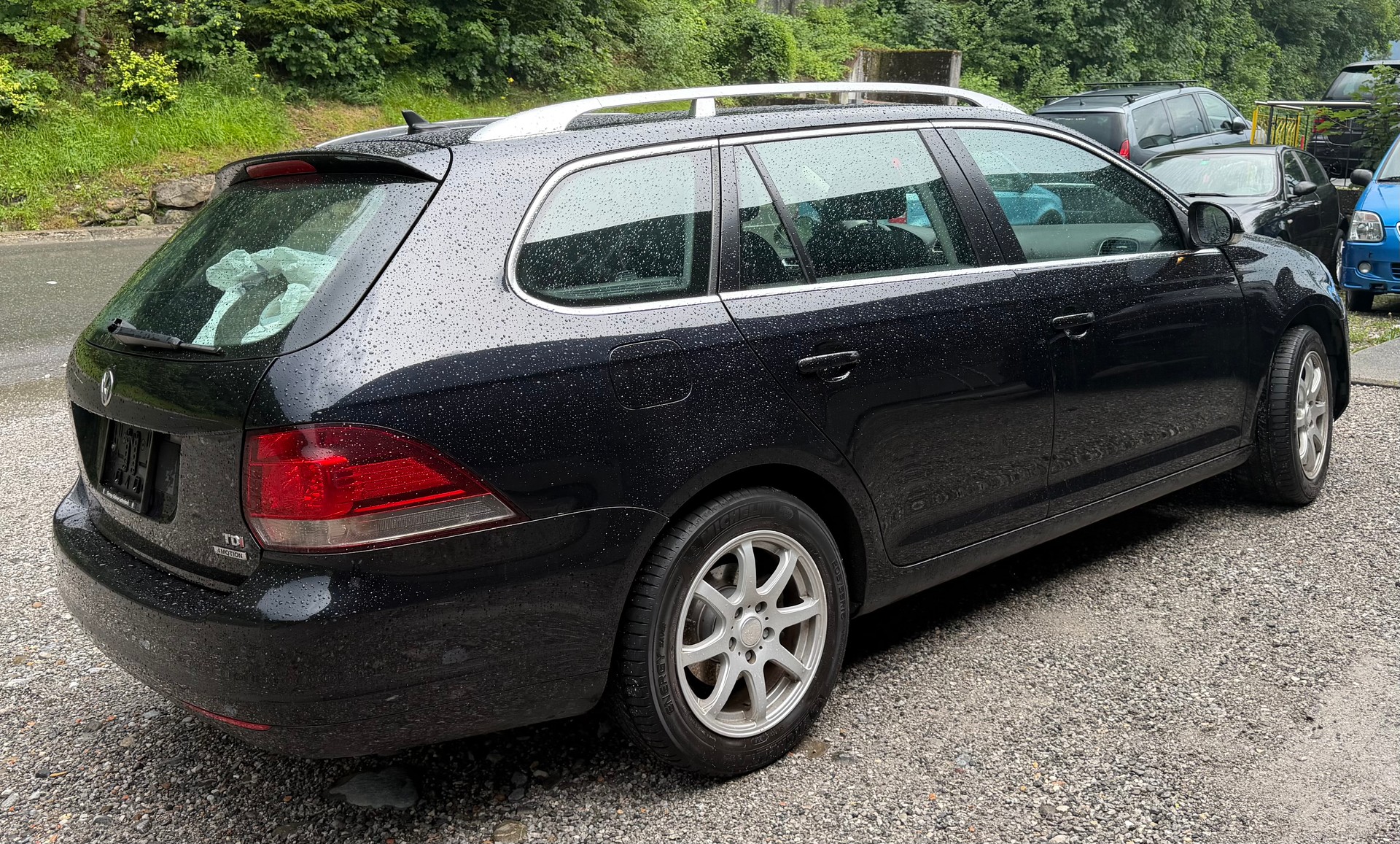 VW Golf Variant 1.6 TDI Comfortline 4Motion-image-2