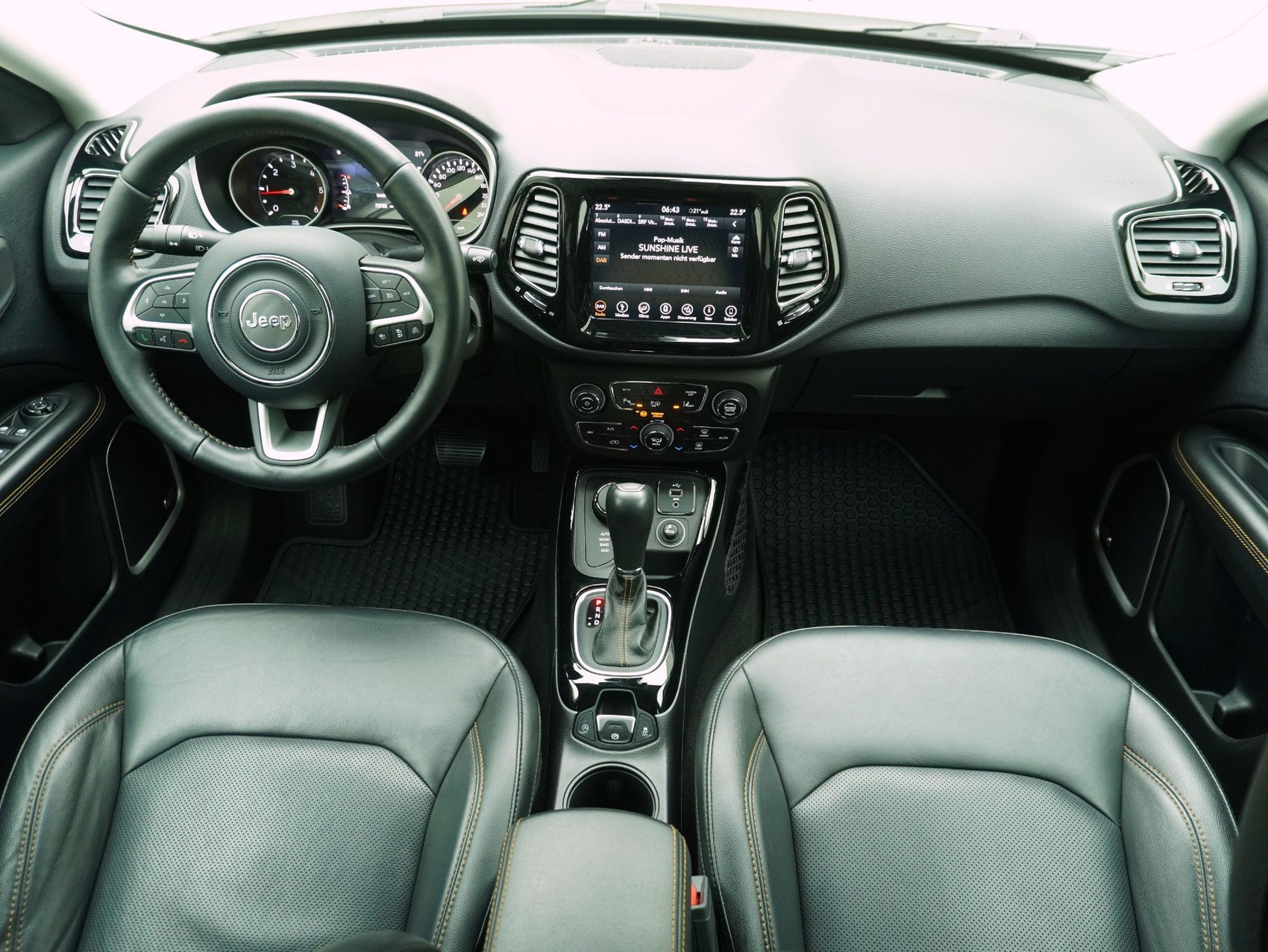 JEEP Compass 2.0 CRD Limited AWD-image-14