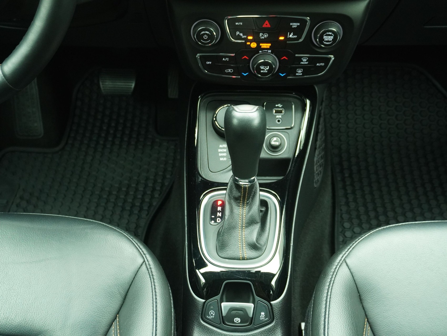 JEEP Compass 2.0 CRD Limited AWD-image-15