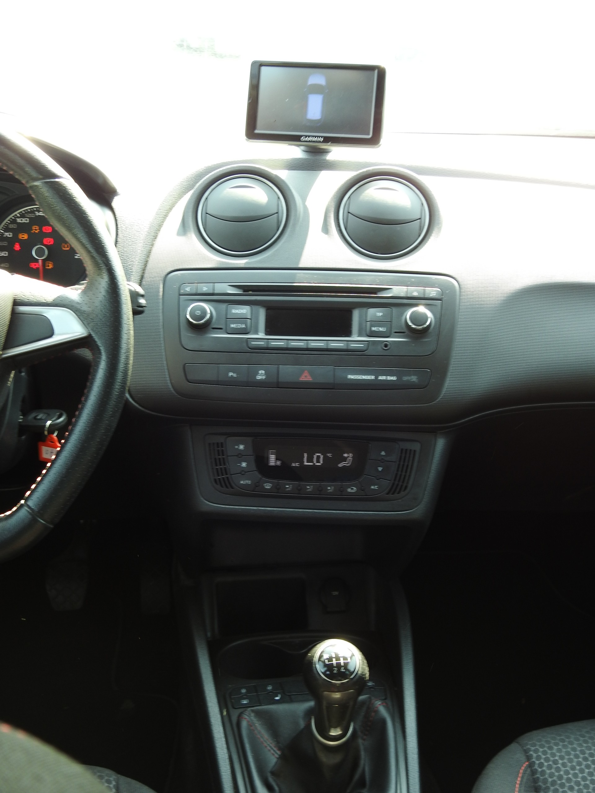 SEAT Ibiza ST 1.6 TDI FR-image-17