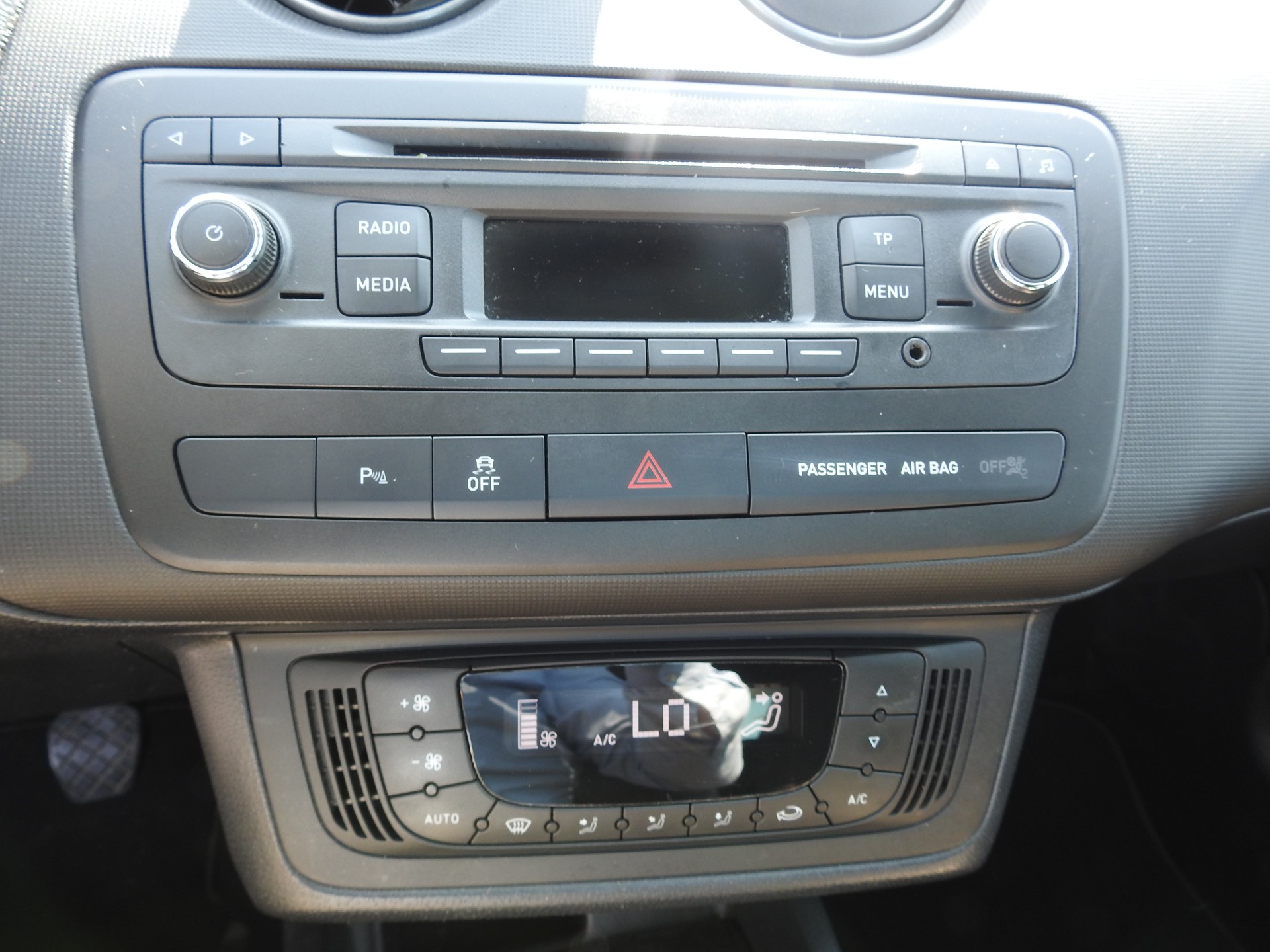 SEAT Ibiza ST 1.6 TDI FR-image-22