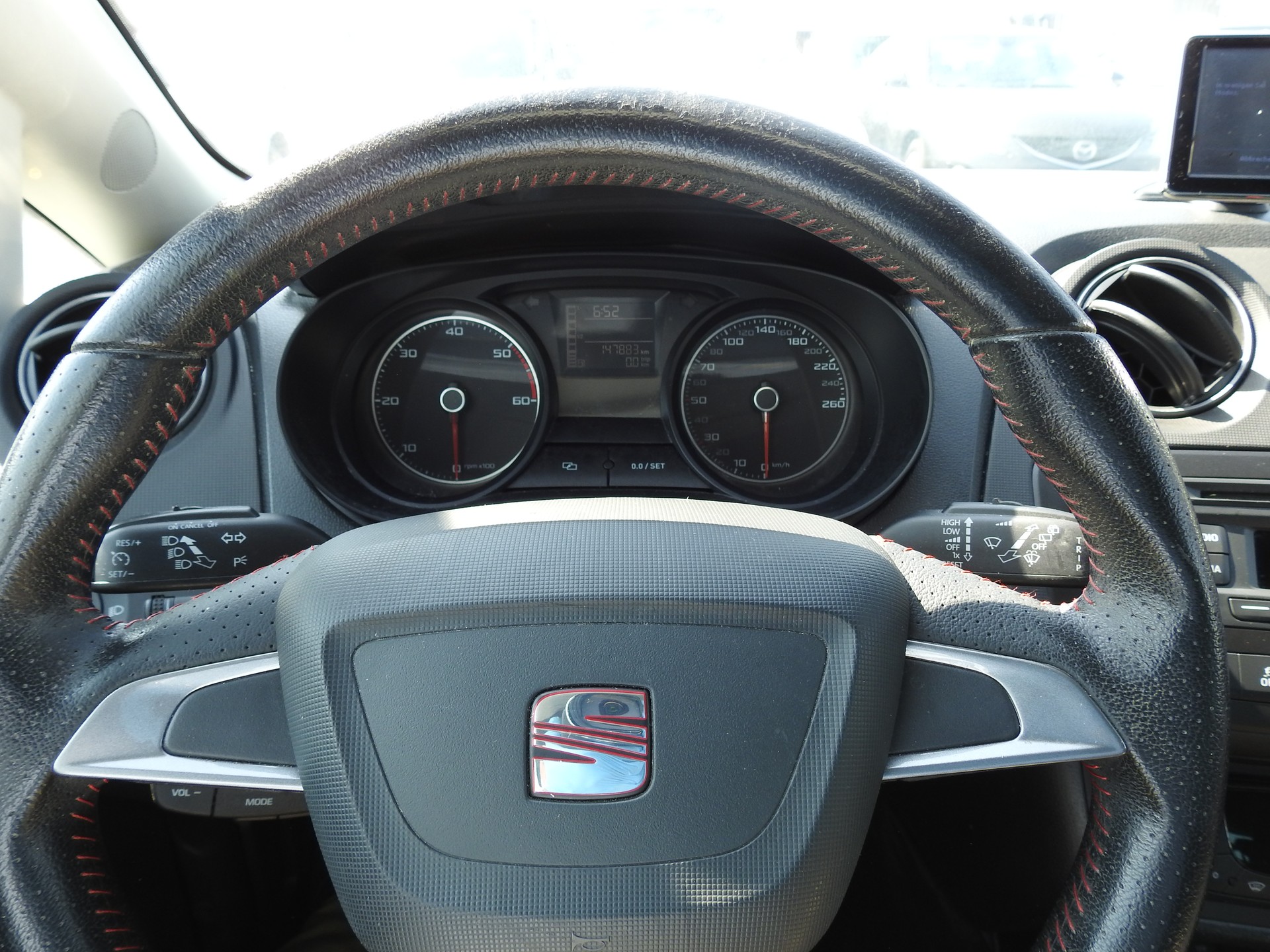 SEAT Ibiza ST 1.6 TDI FR-image-26