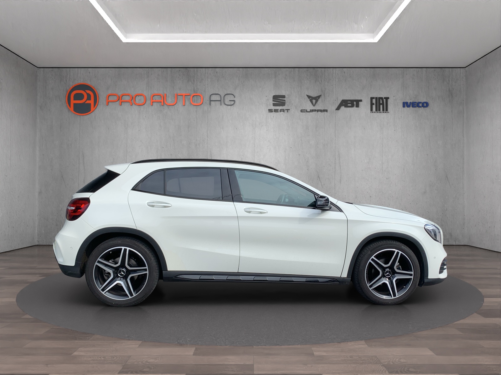 MERCEDES-BENZ GLA 200 CDI Swiss Star Edition AMG Line 4Matic 7G-DCT-image-5