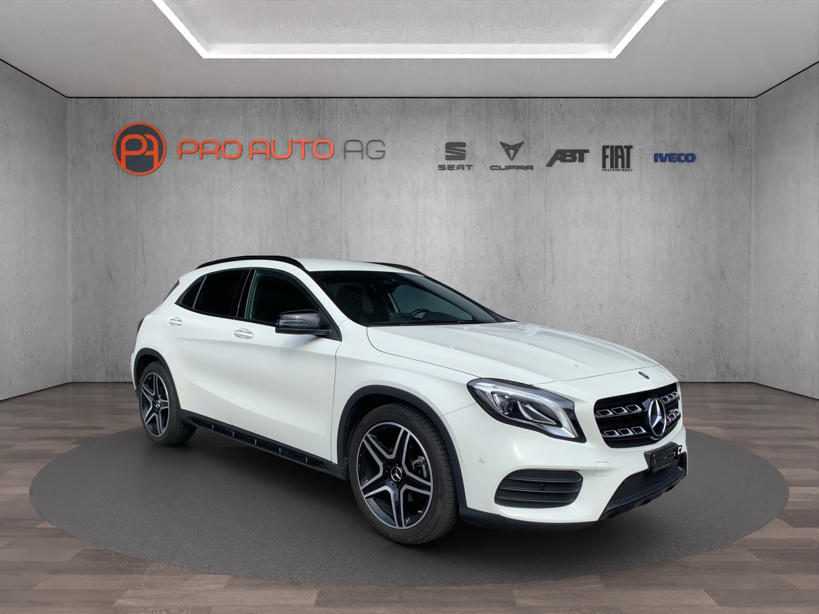 MERCEDES-BENZ GLA 200 CDI Swiss Star Edition AMG Line 4Matic 7G-DCT-image-6