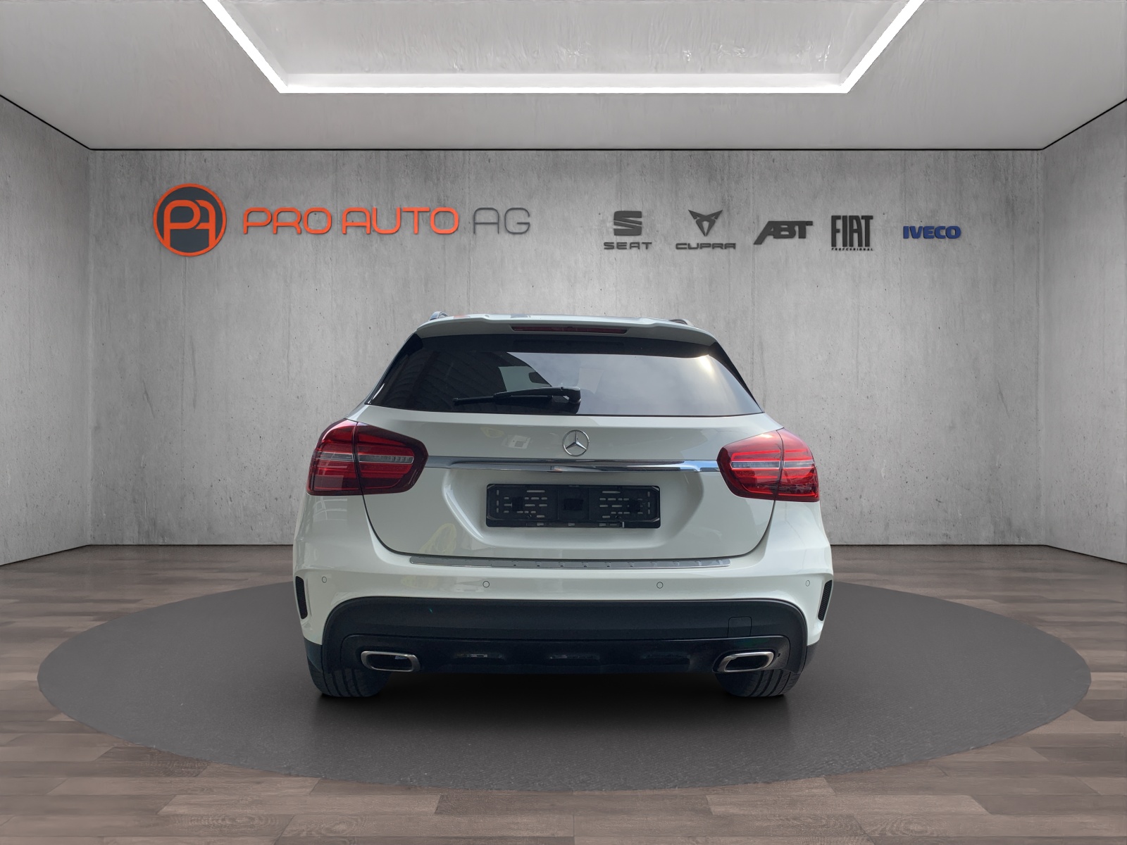 MERCEDES-BENZ GLA 200 CDI Swiss Star Edition AMG Line 4Matic 7G-DCT-image-3