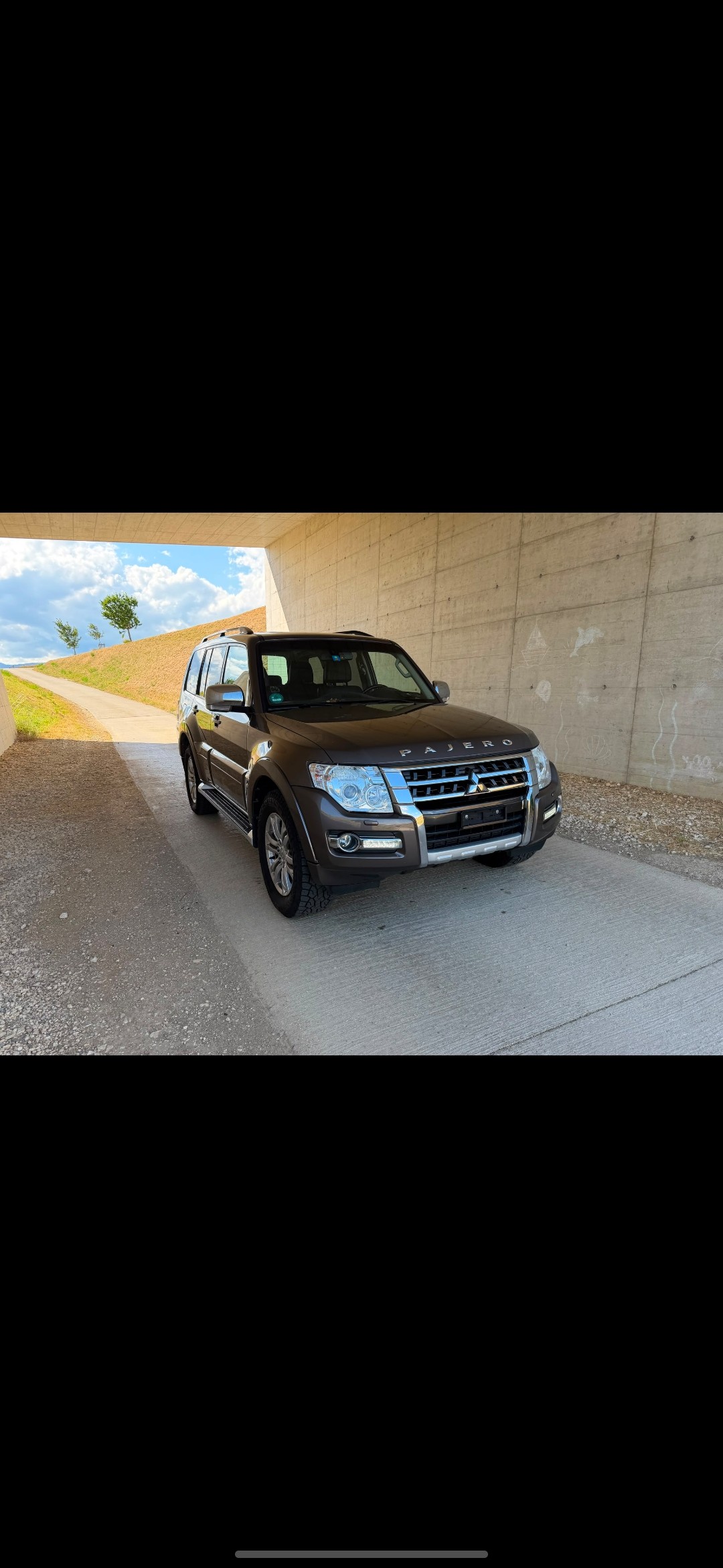 MITSUBISHI Pajero 3.2 DI-D Value Automatic-image-0