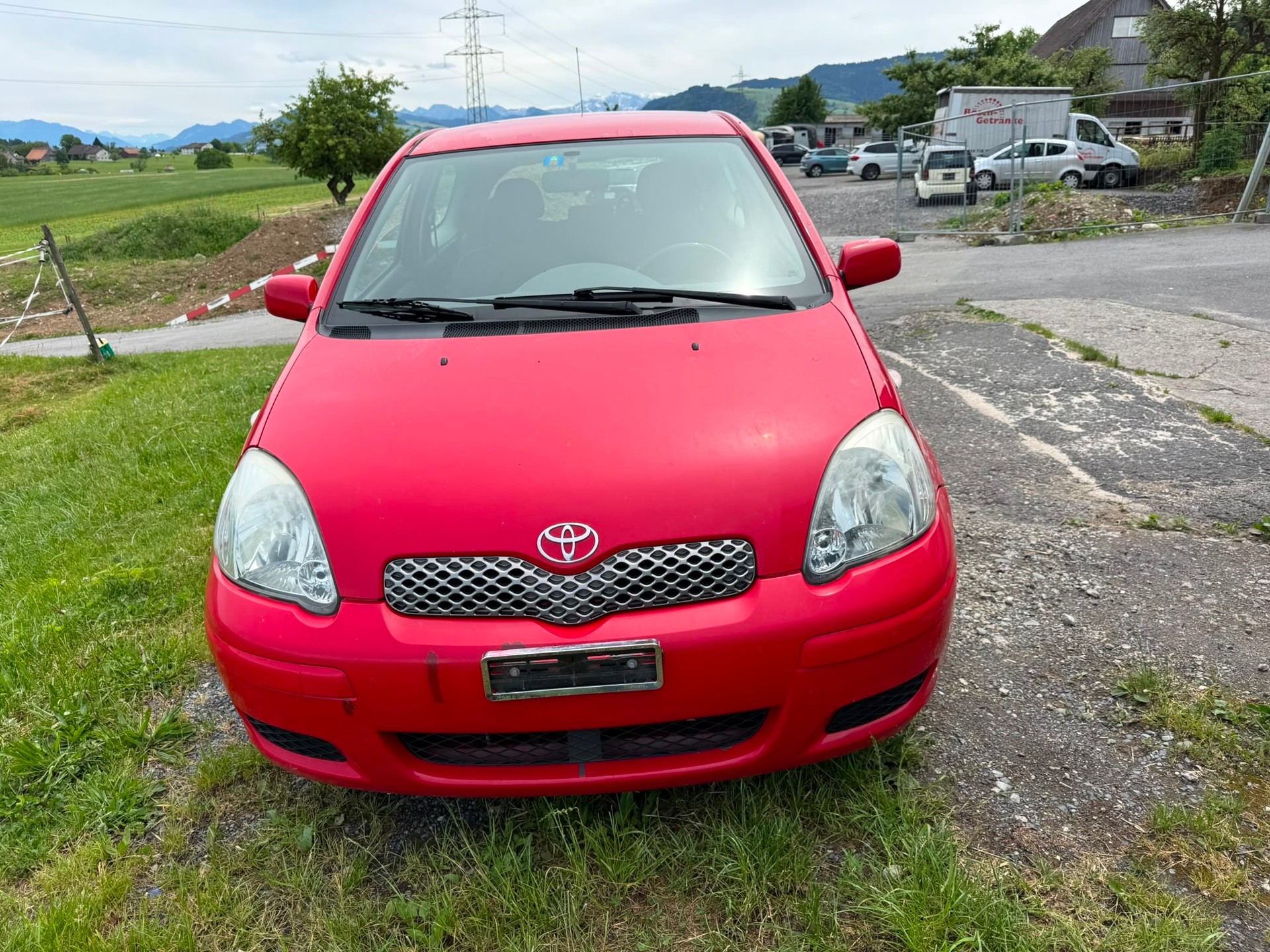 TOYOTA Yaris 1.3 Linea Sol-image-0