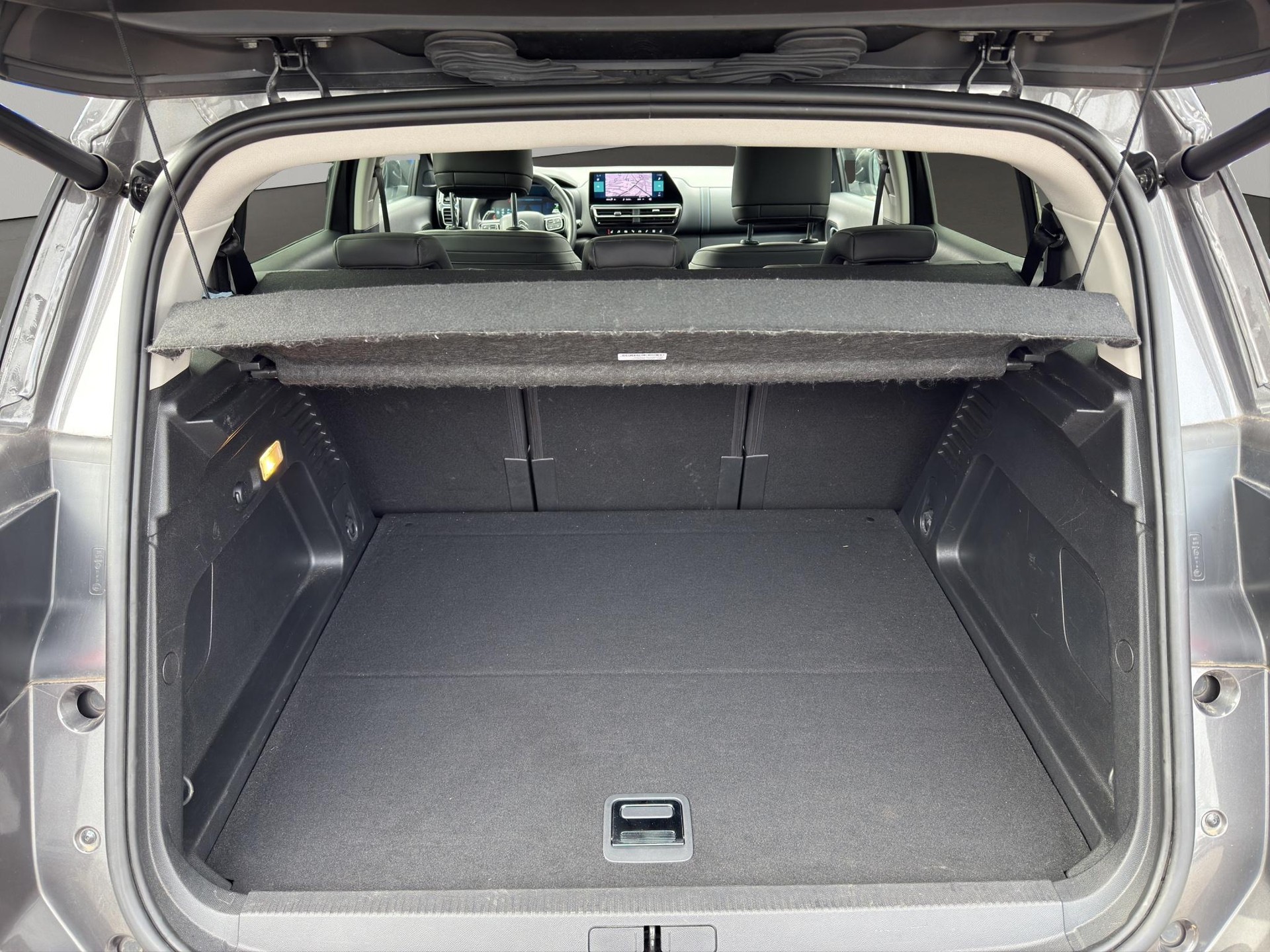 CITROEN C5 Aircross 1.6 Plug-in Hybrid Shine-image-8