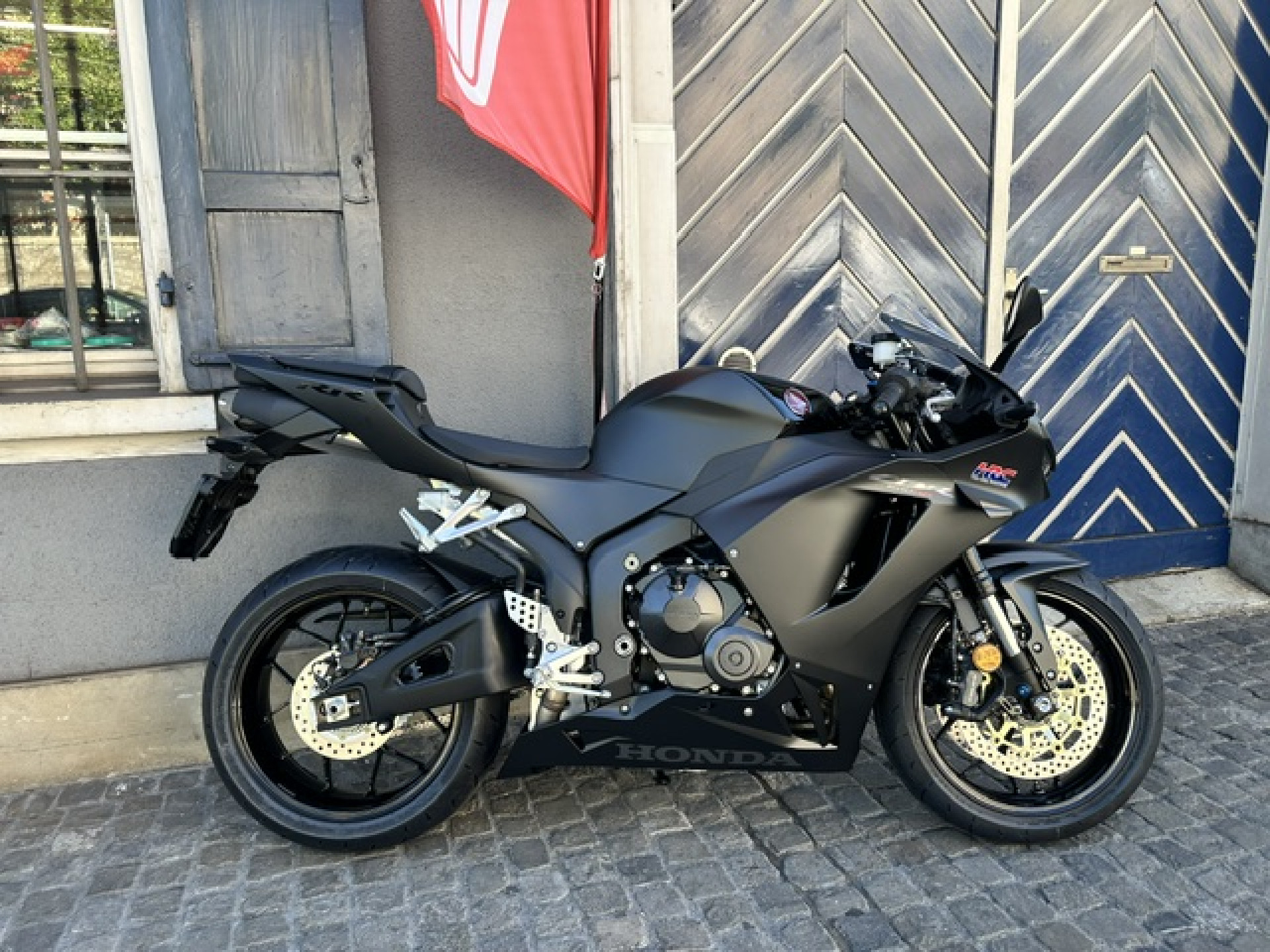 HONDA CBR 600 RR Summer Sale