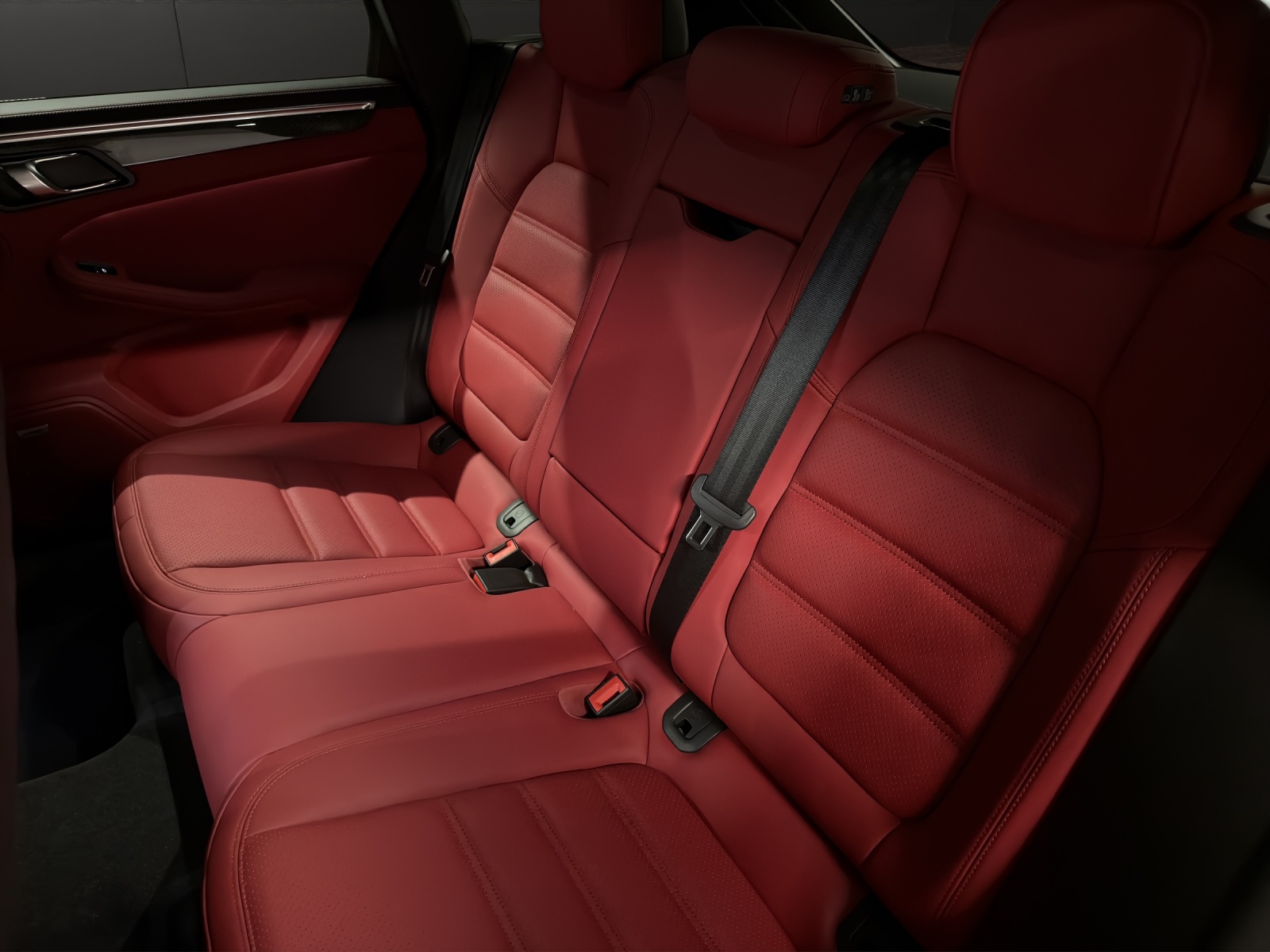 PORSCHE Macan Turbo PDK-image-10