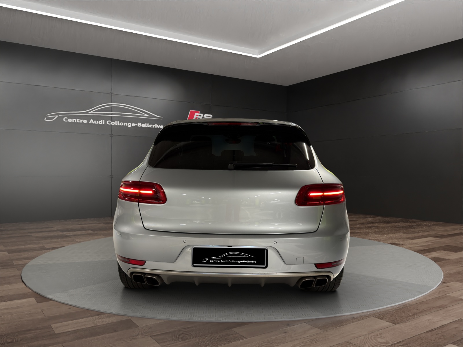 PORSCHE Macan Turbo PDK-image-4