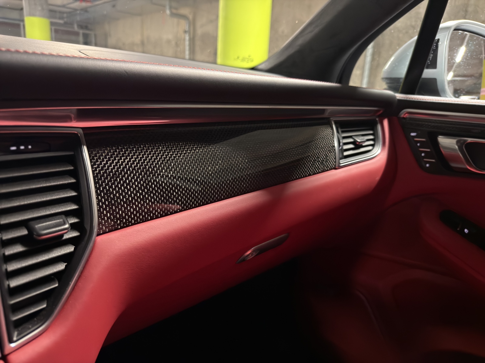 PORSCHE Macan Turbo PDK-image-23