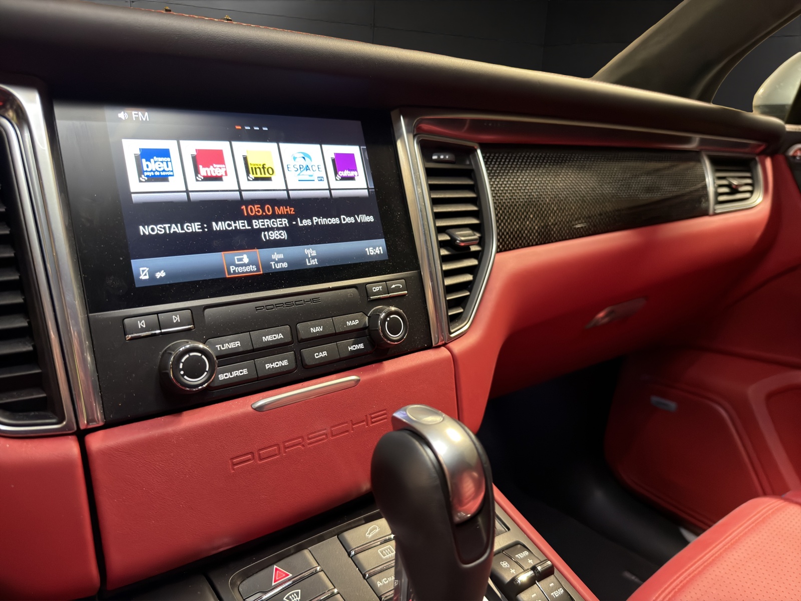PORSCHE Macan Turbo PDK-image-13