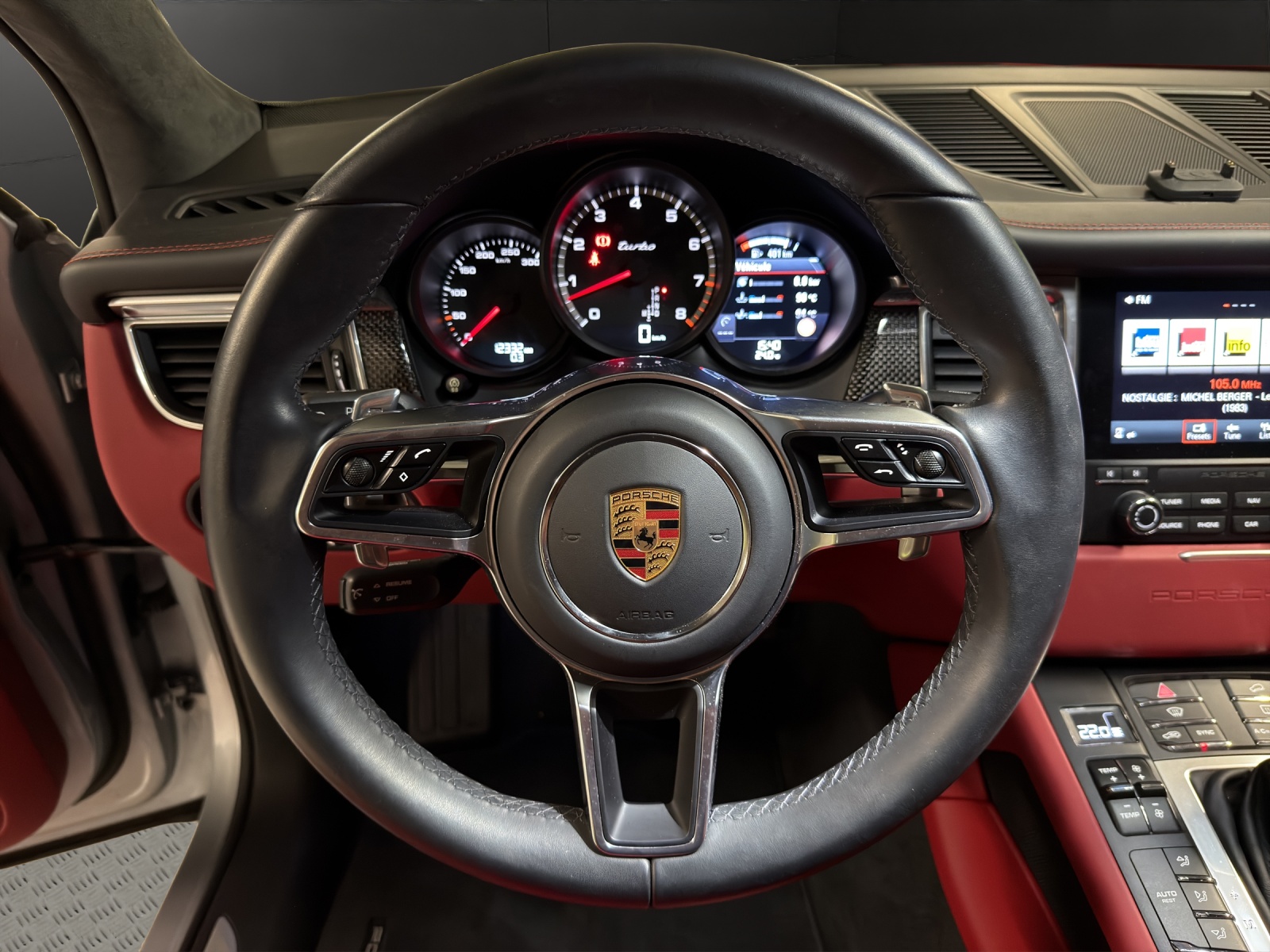PORSCHE Macan Turbo PDK-image-8