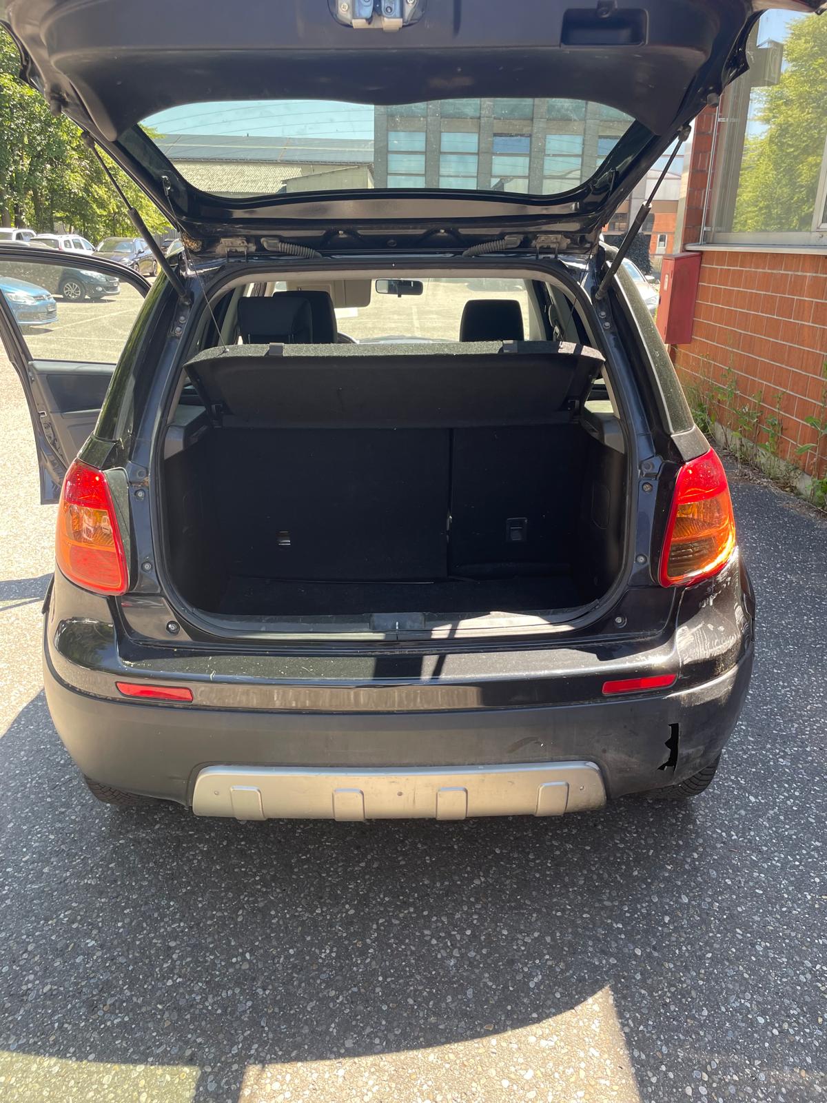 FIAT Sedici 1.9 JTD 4WD Emotion-image-6