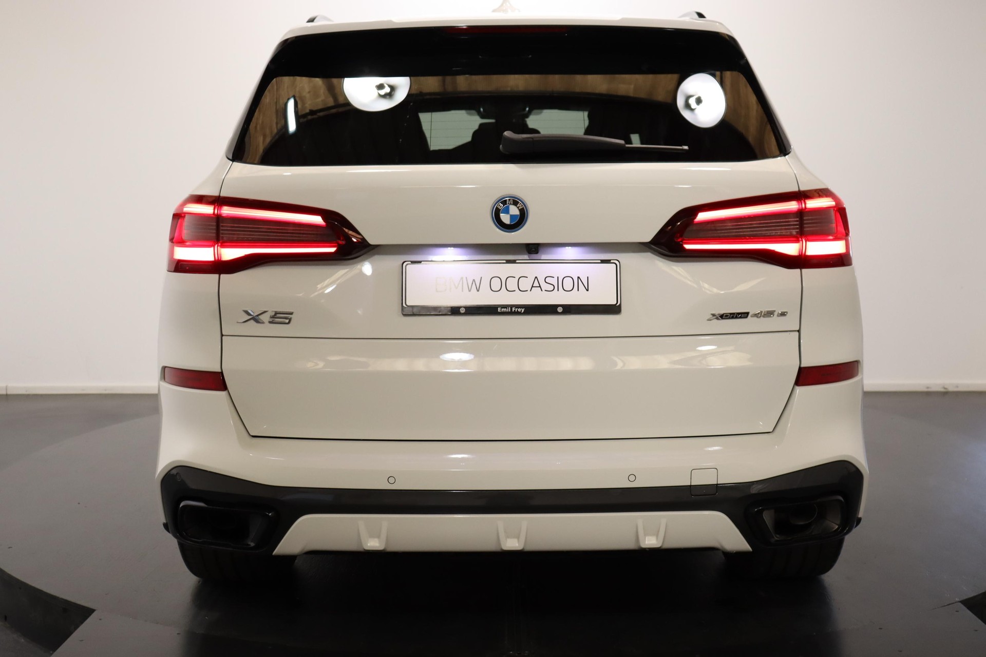 BMW X5 45e xDrive-image-4