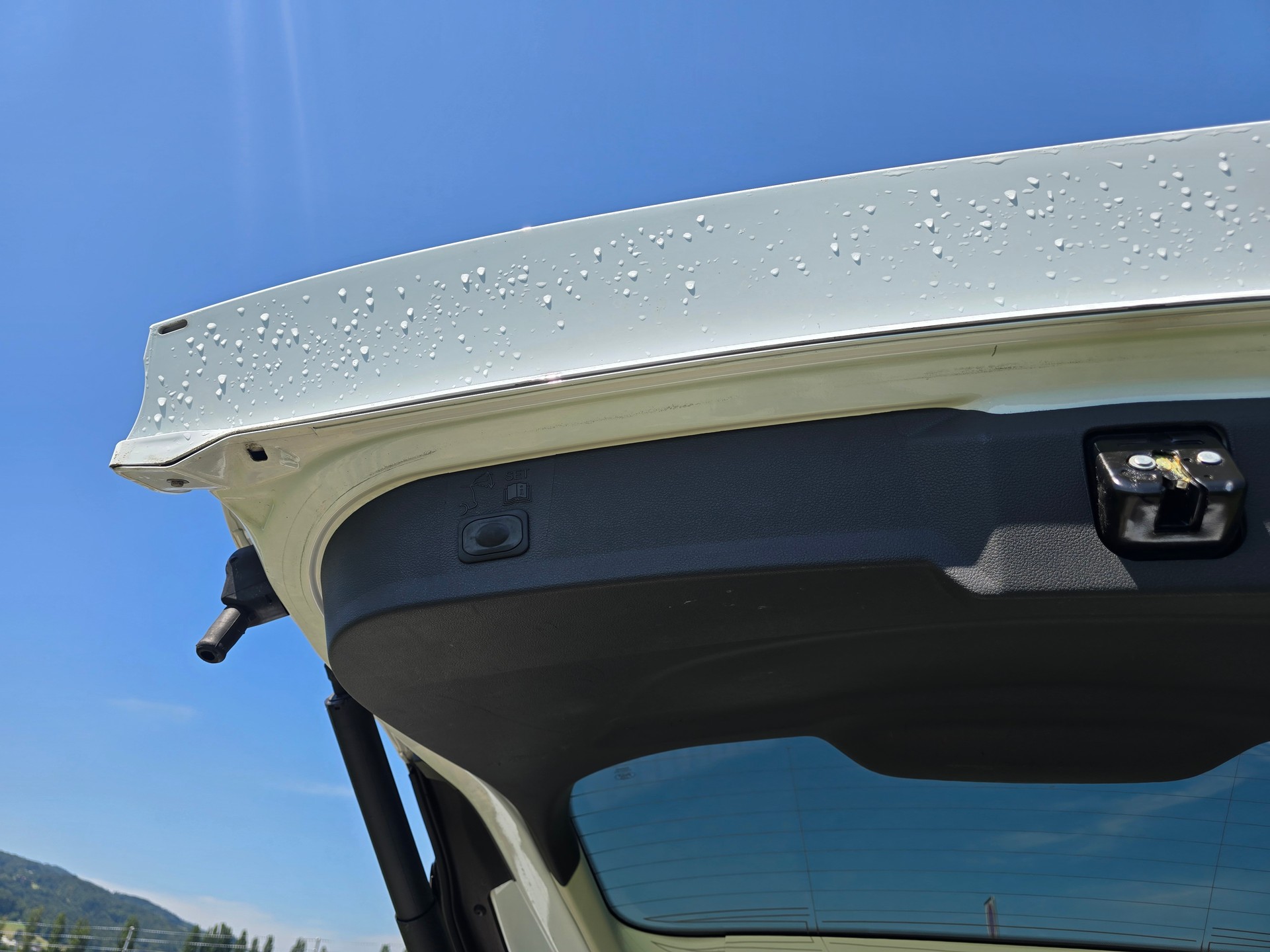 FORD Kuga 2.0 TDCi Titanium 4WD PowerShift-image-9