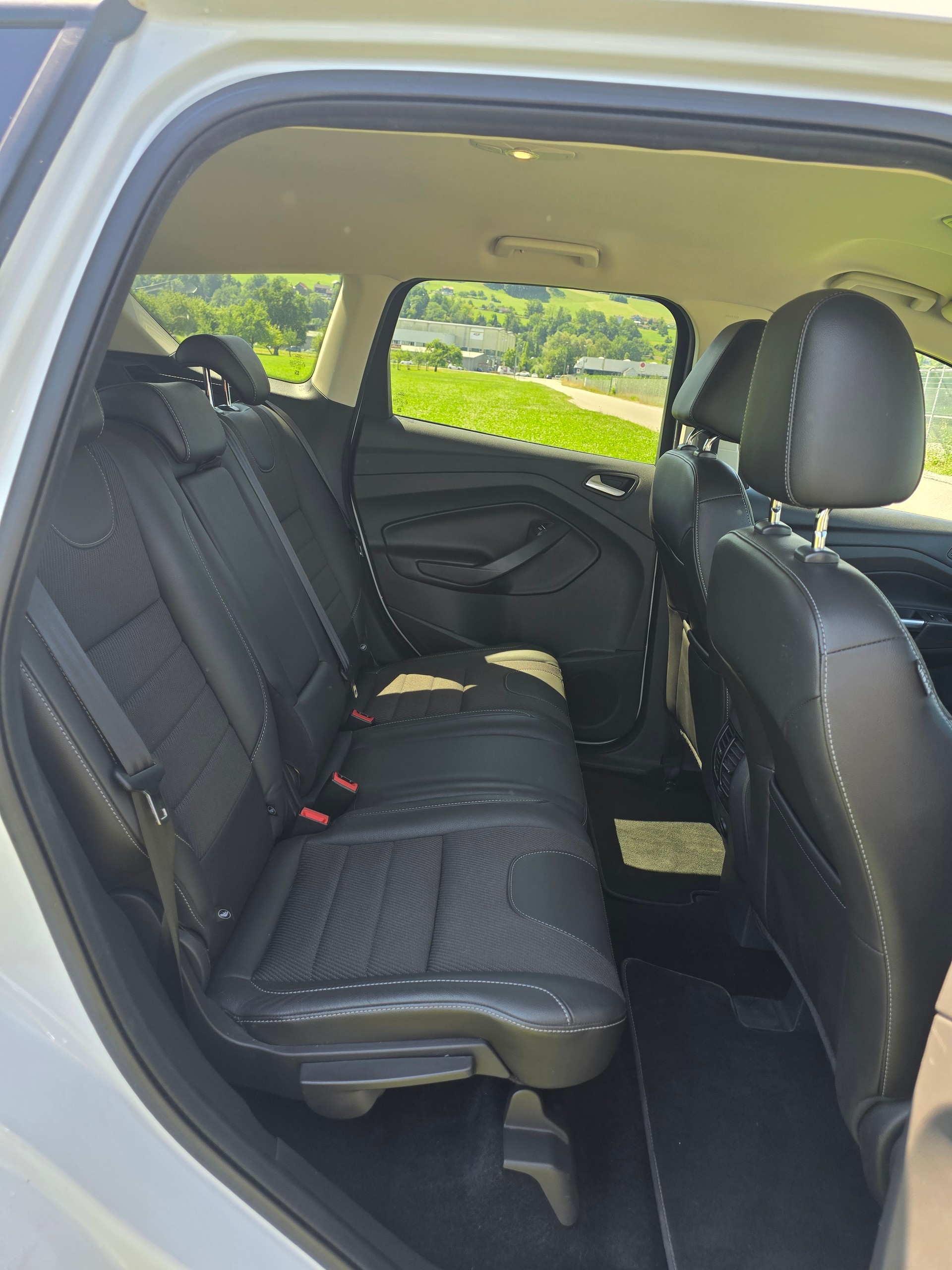 FORD Kuga 2.0 TDCi Titanium 4WD PowerShift-image-20