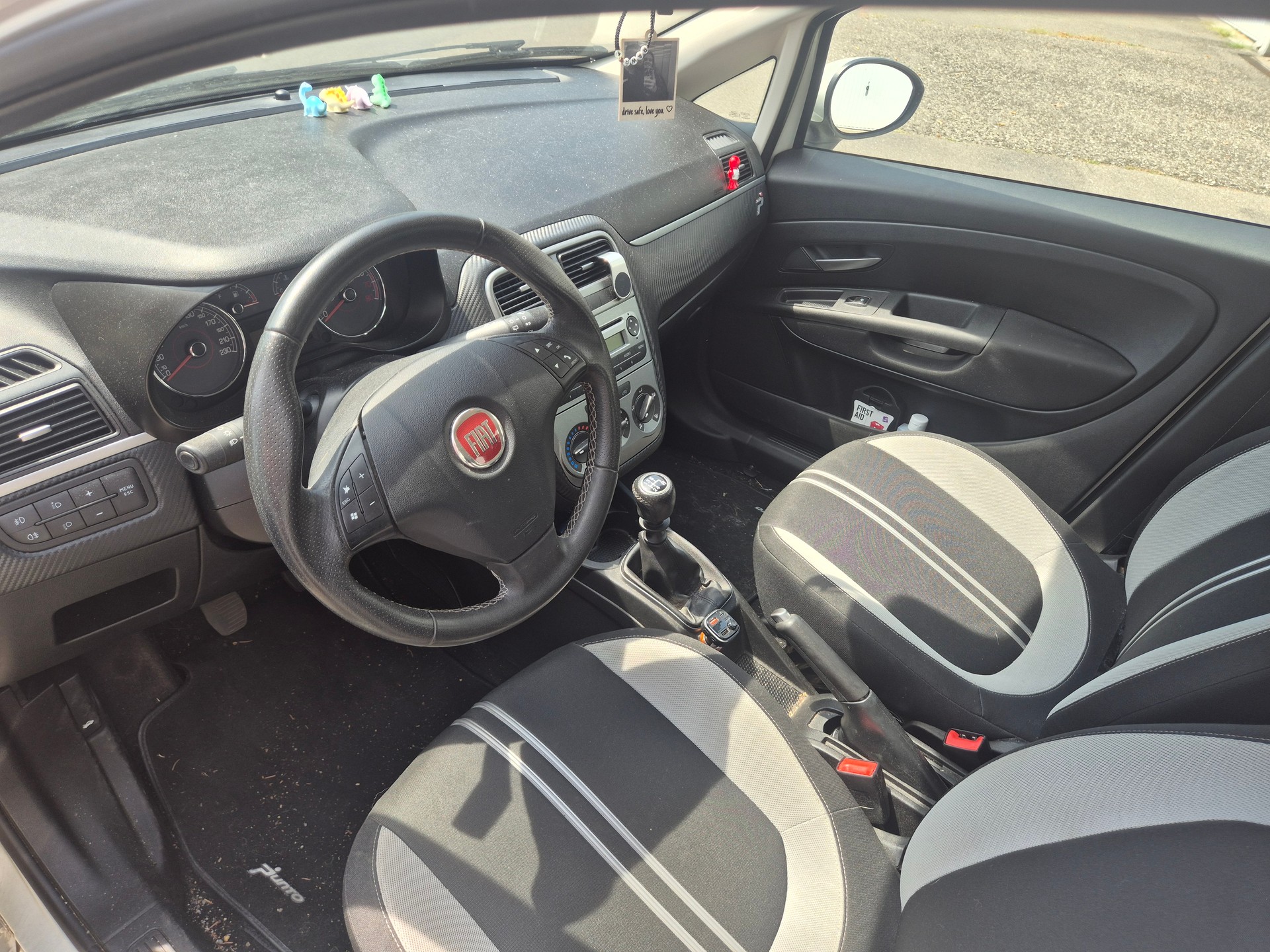 FIAT Punto 1.4 Genius-image-4