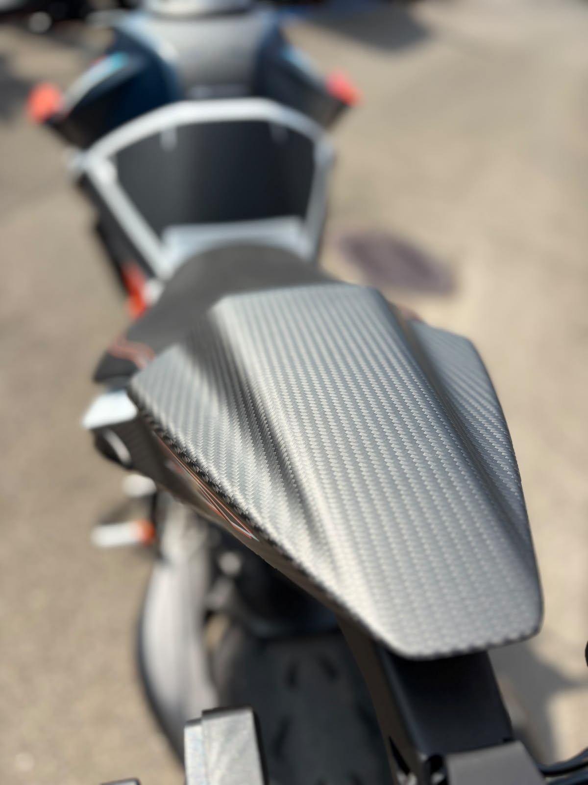 KTM 1390 Super Duke RR-image-8