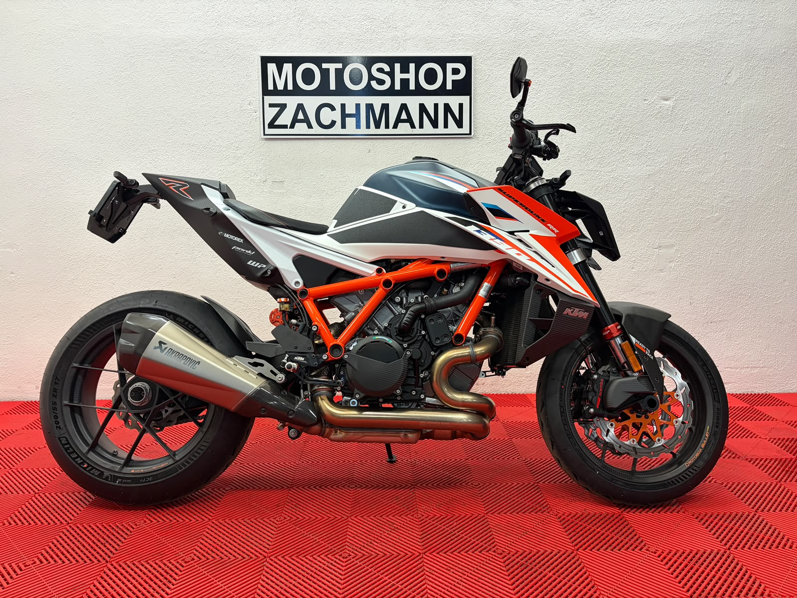 KTM 1390 Super Duke RR