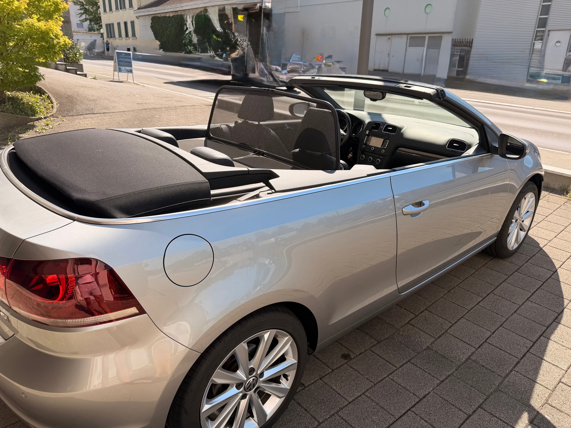 VW Cabrio 1.4 TSI DSG-image-4