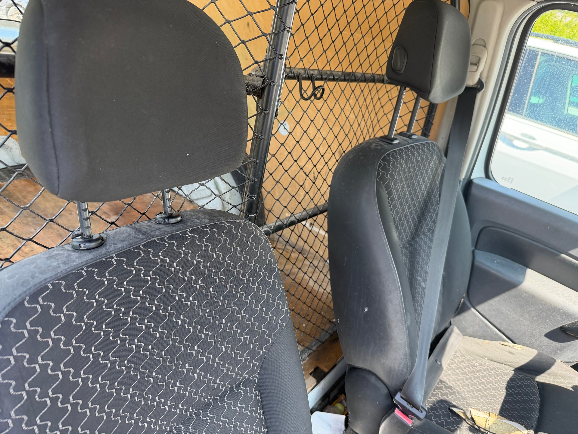 RENAULT KANGOO-image-2