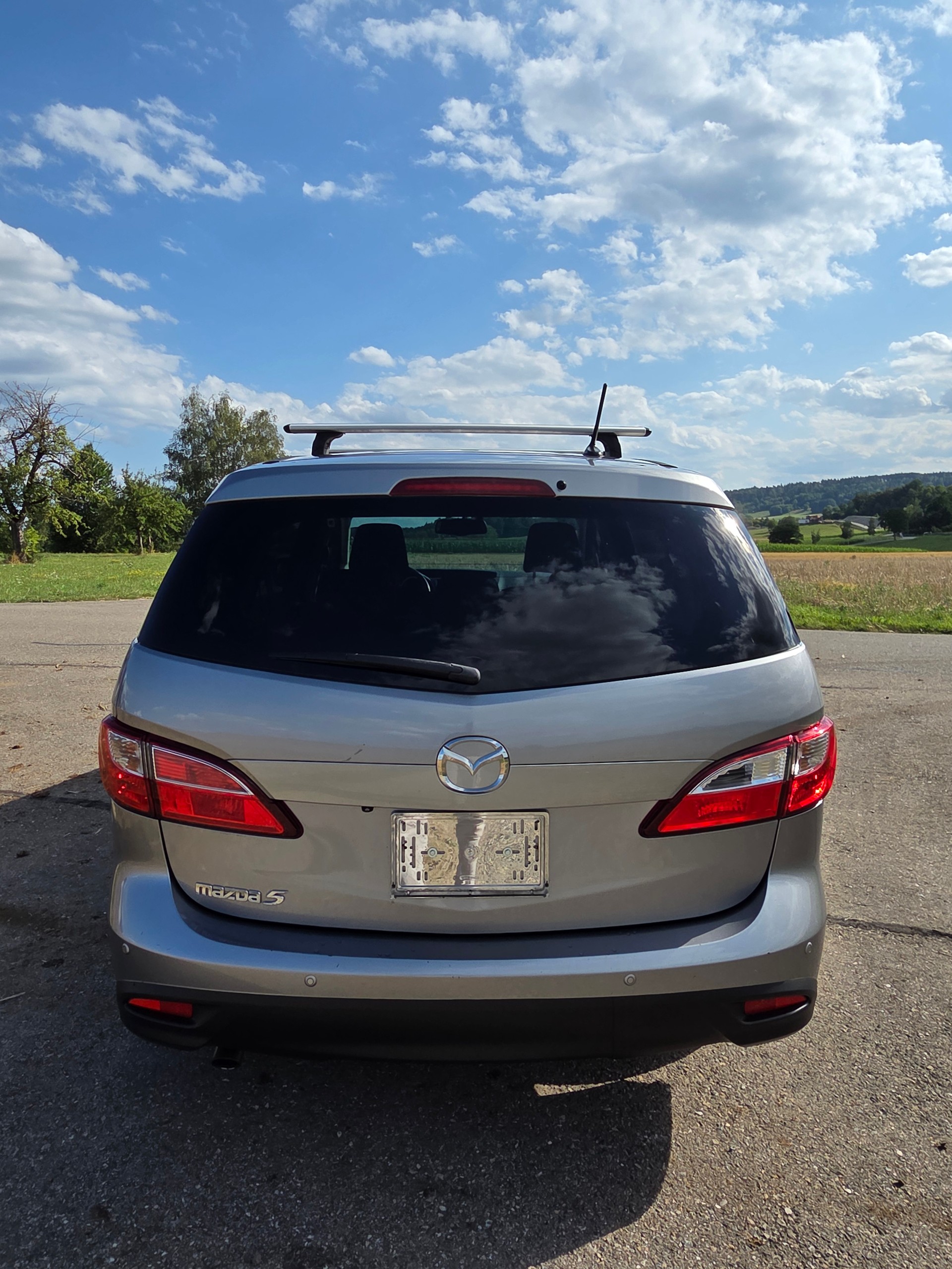 MAZDA 5 2.0 16V Voila ma Suisse Edition+ Activematic-image-4
