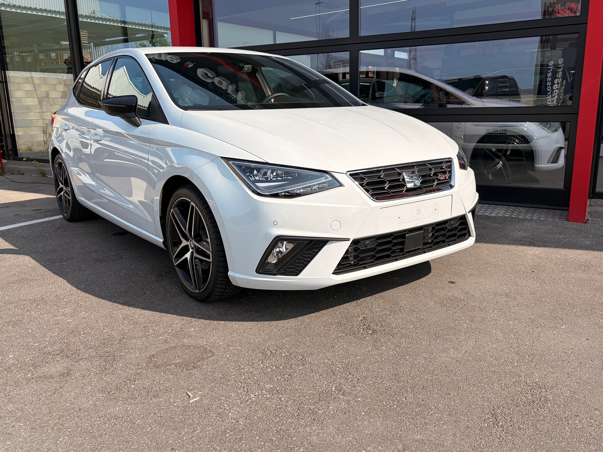 SEAT Ibiza 1.5 EcoTSI FR DSG-image-1