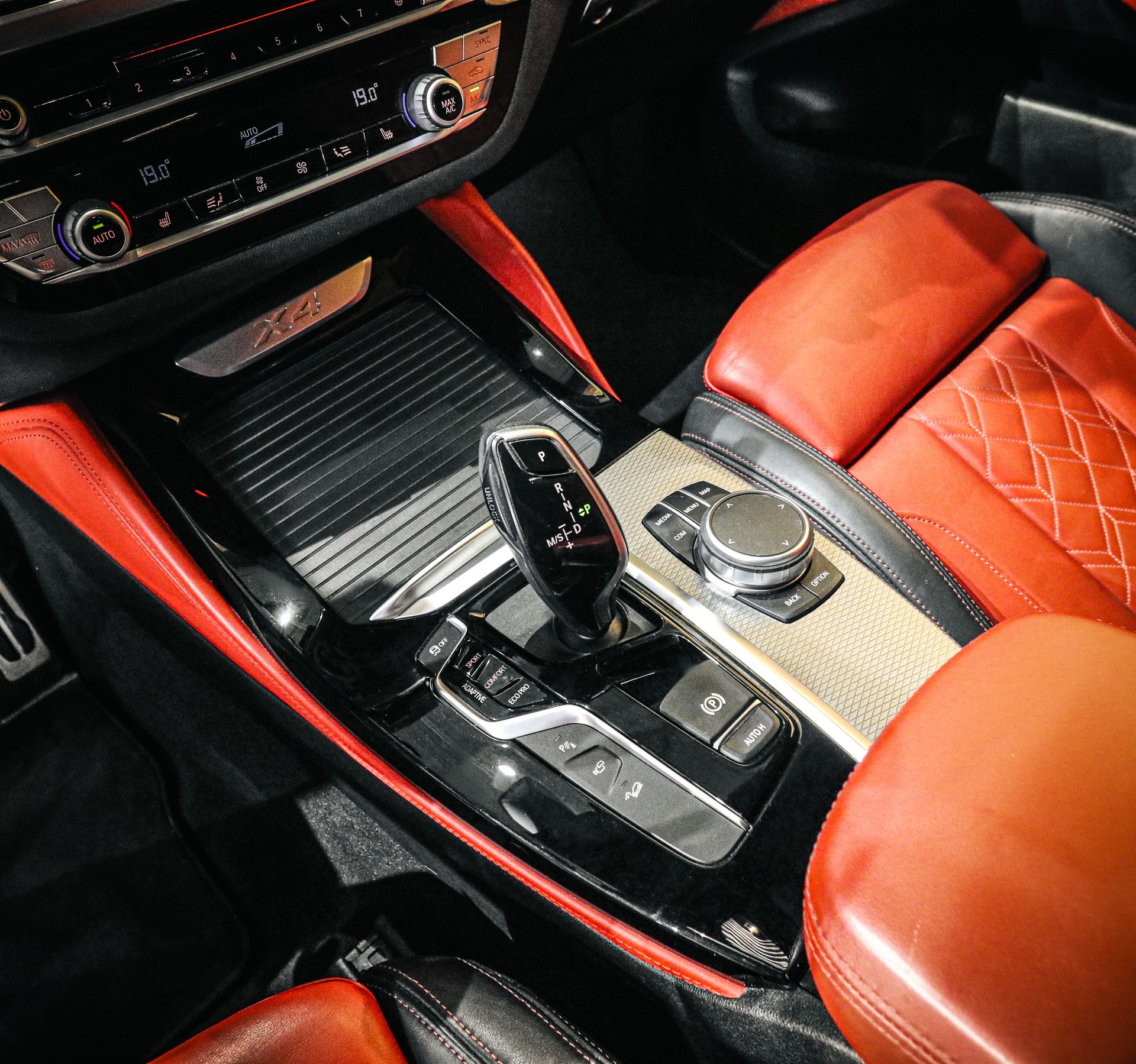 BMW X4 xDrive 25d M Sport Steptronic-image-15