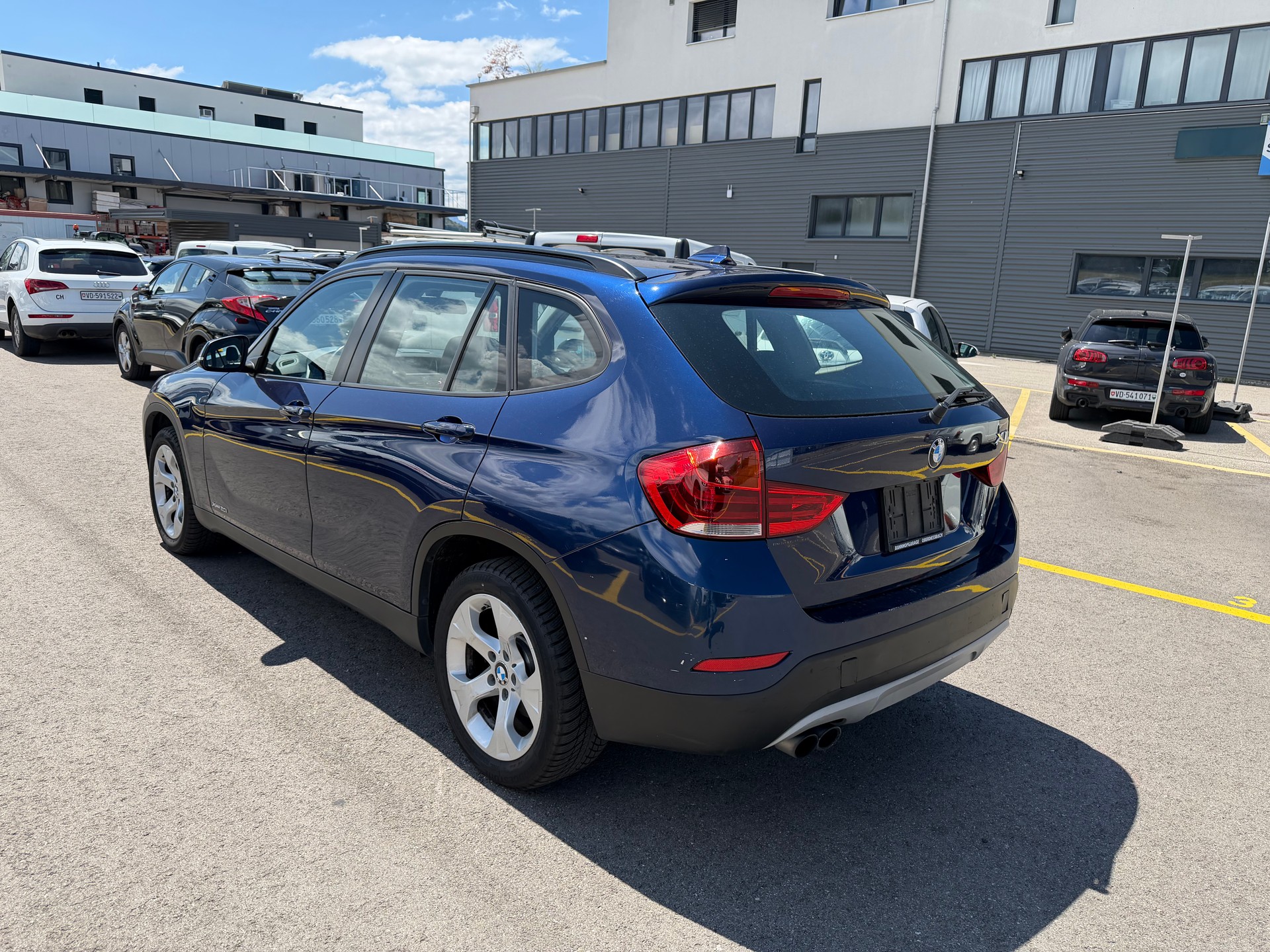 BMW X1 xDrive 20i Sport Line Steptronic-image-4