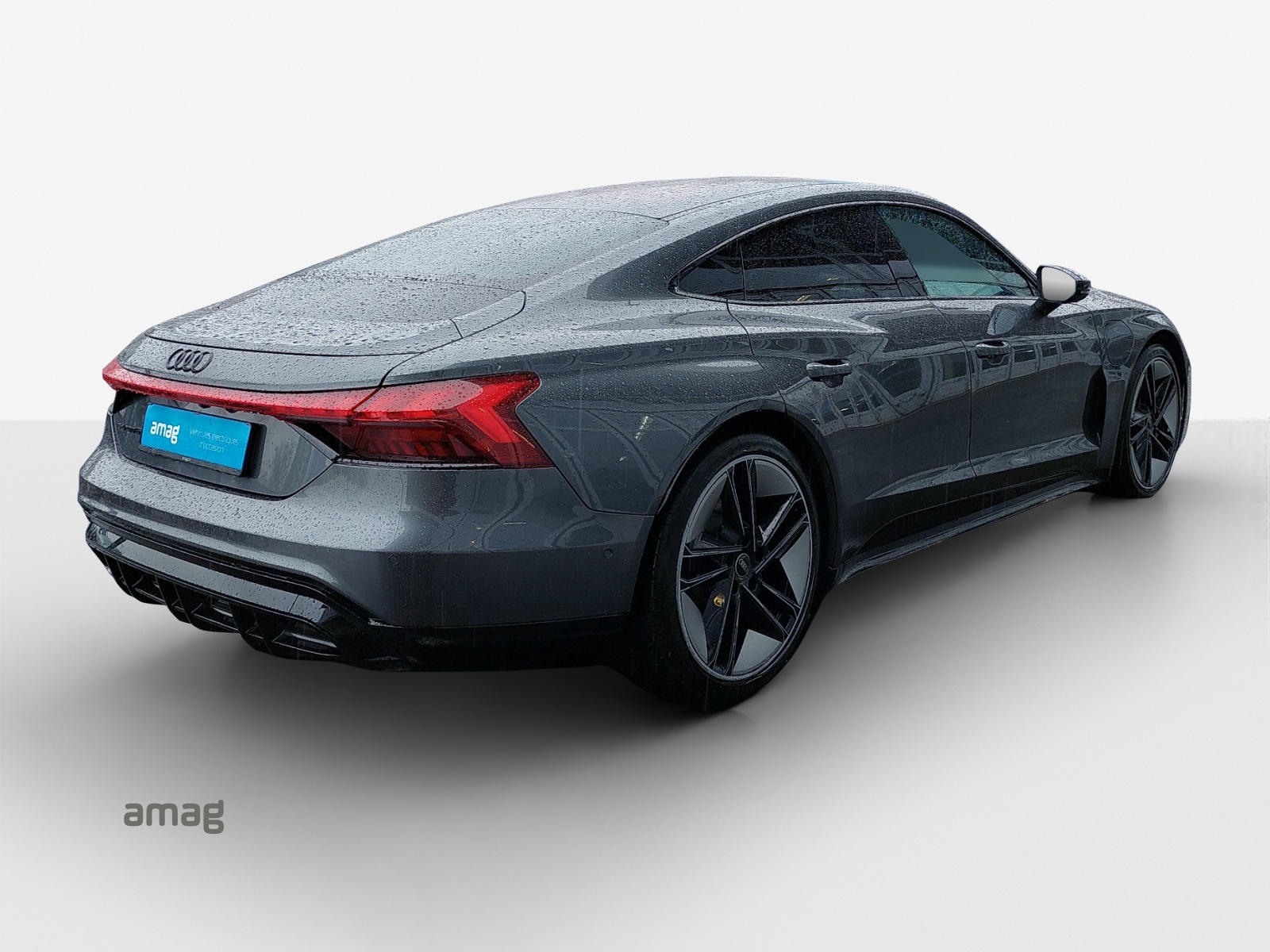 AUDI e-tron GT quattro-image-5