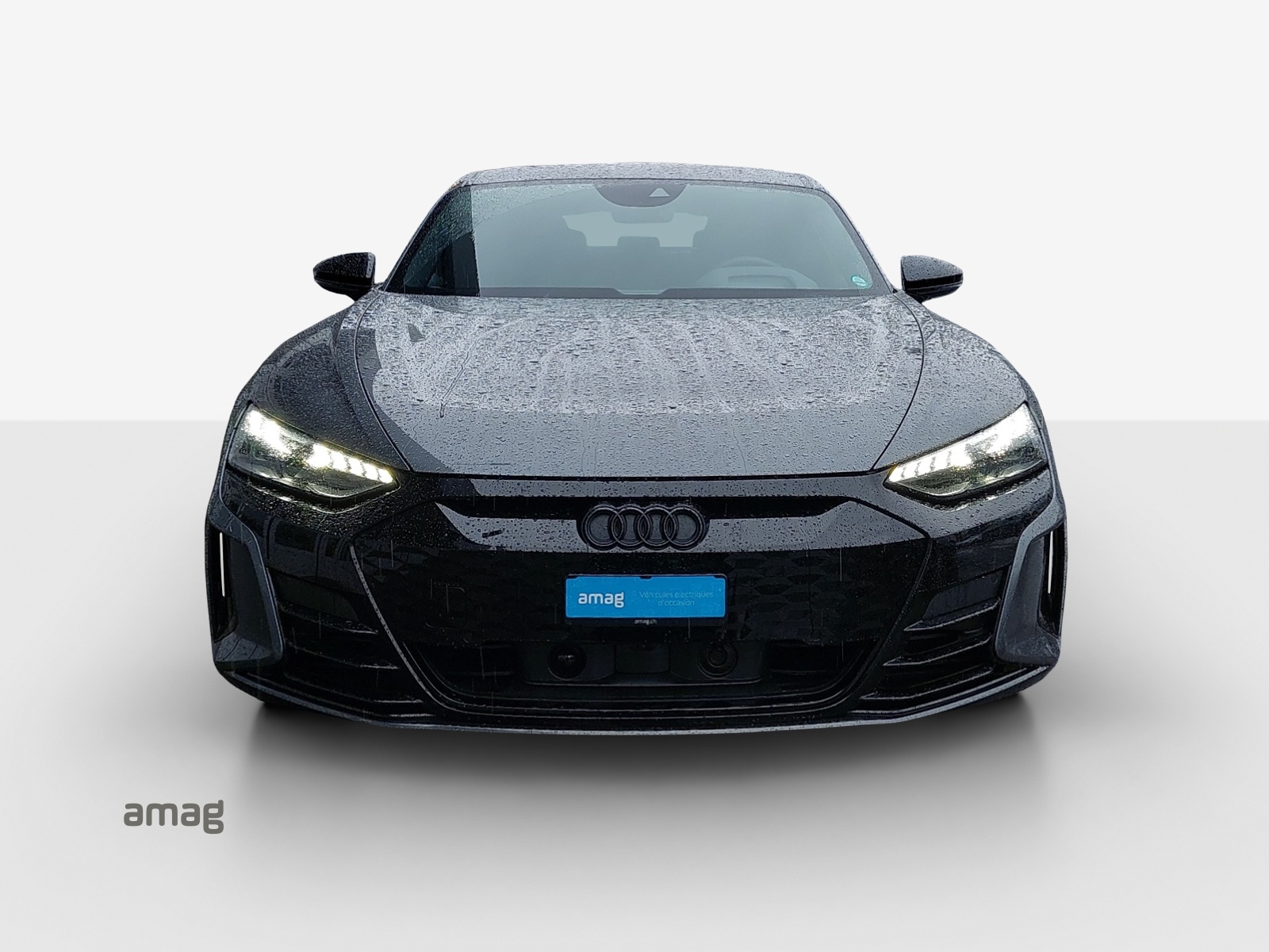 AUDI e-tron GT quattro-image-7