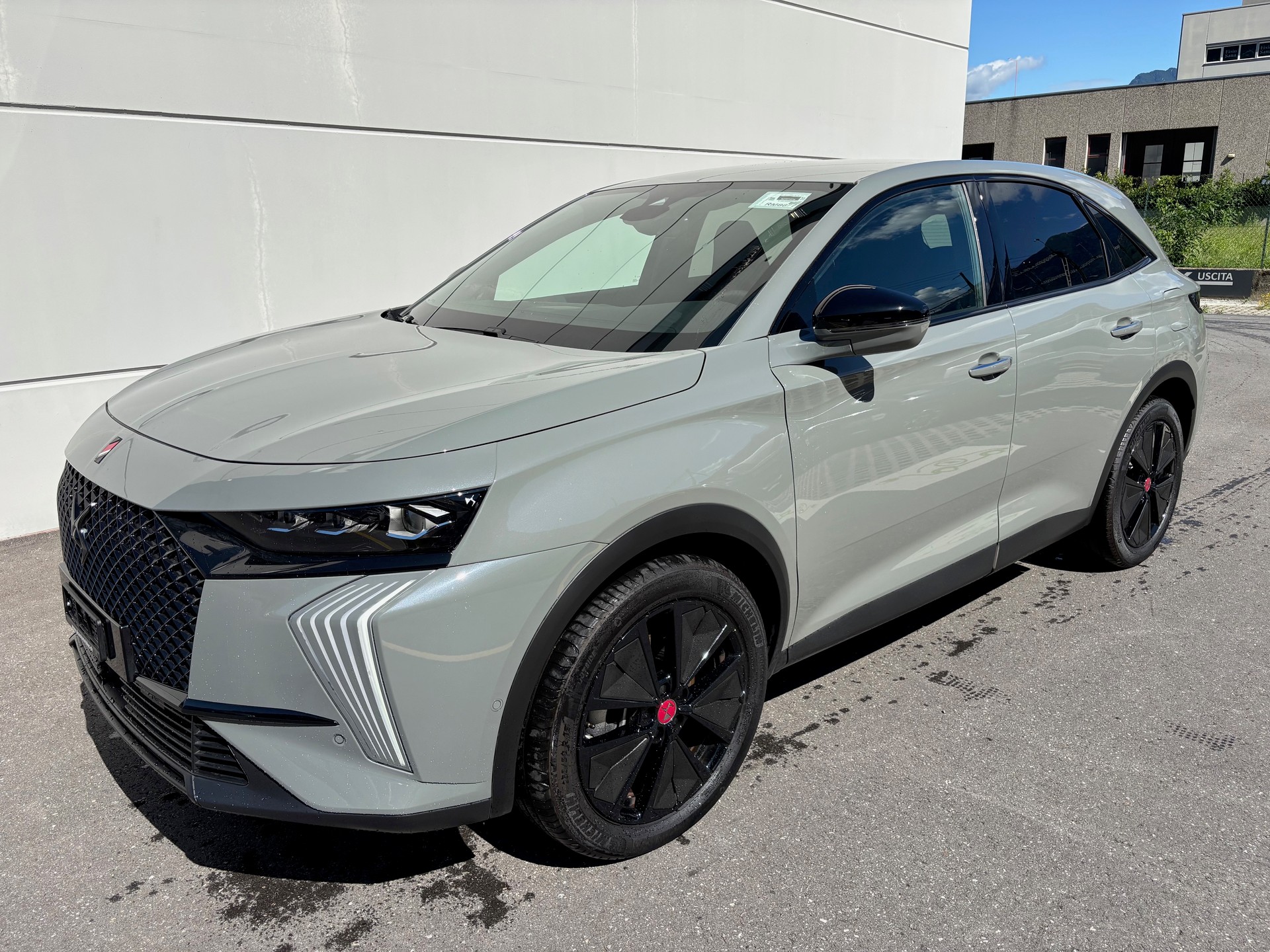 DS AUTOMOBILES 7 1.6 E-Tense Ligne Noire 4x4-image-2